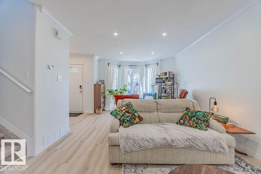 Photo 16 at 12828 126 Street NW, Calder, Edmonton