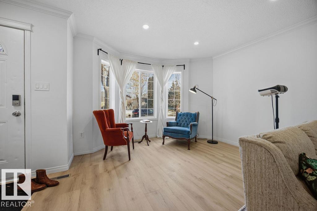 Photo 8 at 12828 126 Street NW, Calder, Edmonton