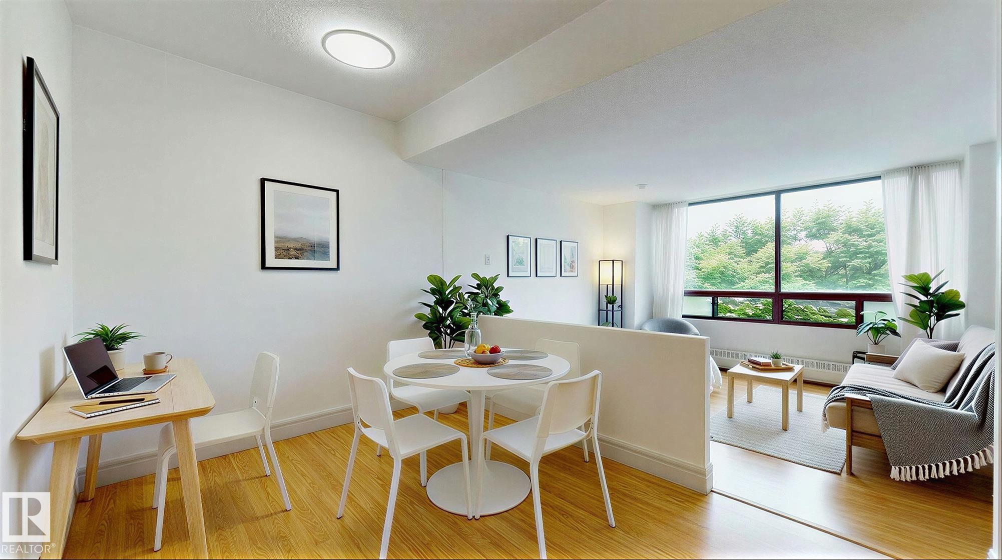 Photo 3 at 417 - 10160 114 Street NW, Wîhkwêntôwin, Edmonton