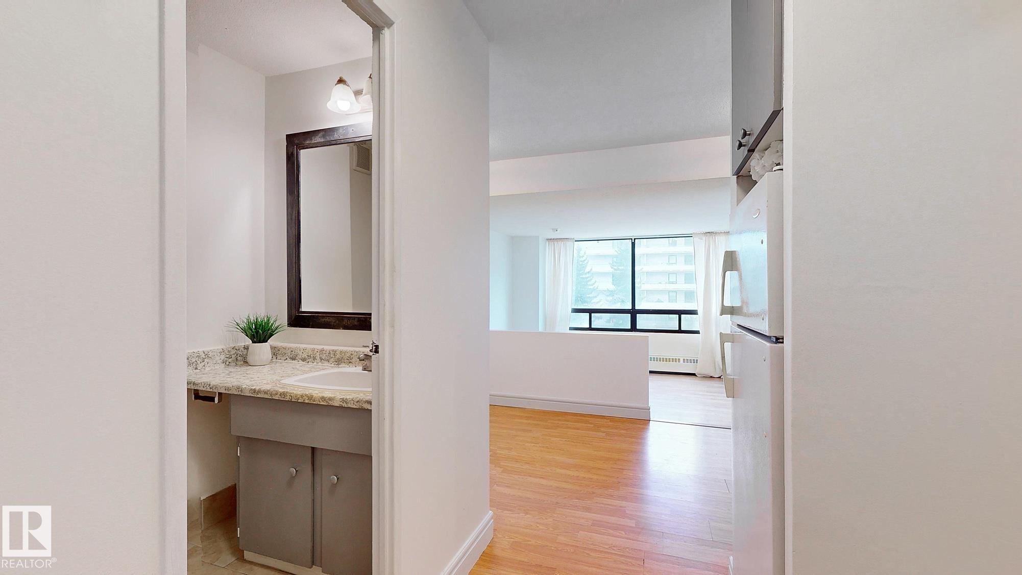 Photo 24 at 417 - 10160 114 Street NW, Wîhkwêntôwin, Edmonton