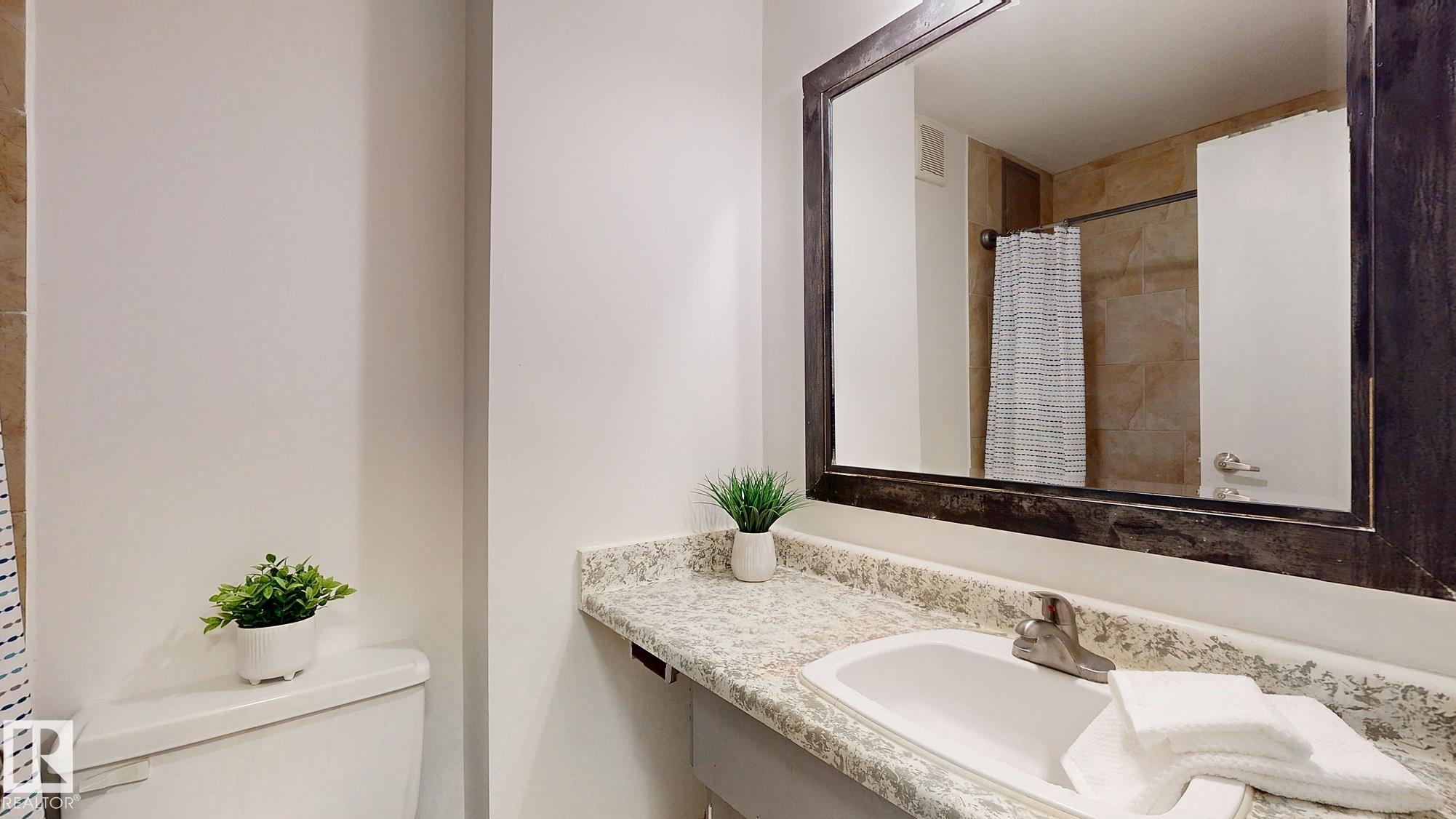 Photo 26 at 417 - 10160 114 Street NW, Wîhkwêntôwin, Edmonton