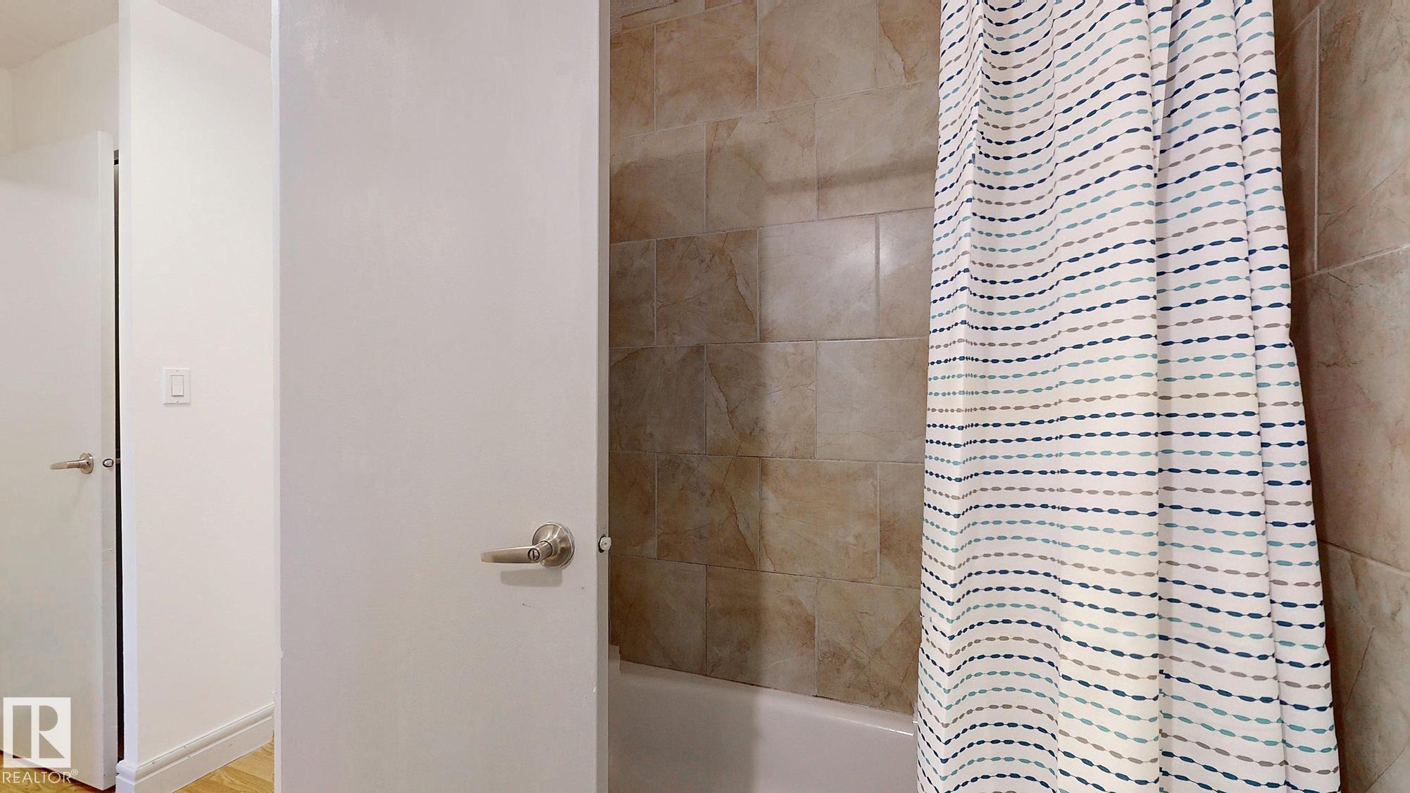 Photo 27 at 417 - 10160 114 Street NW, Wîhkwêntôwin, Edmonton