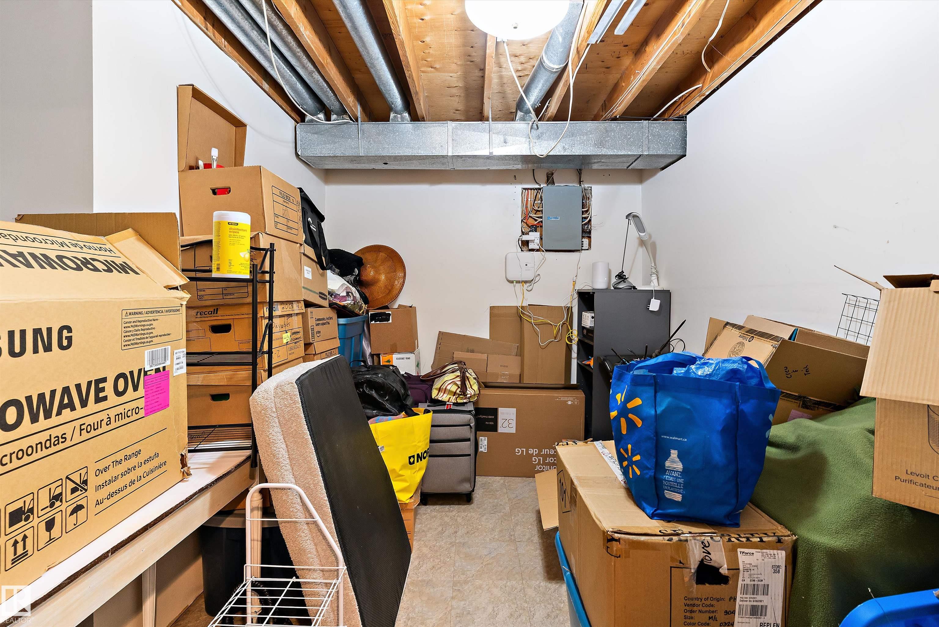 Photo 20 at 3536 12a Avenue NW, Crawford Plains, Edmonton