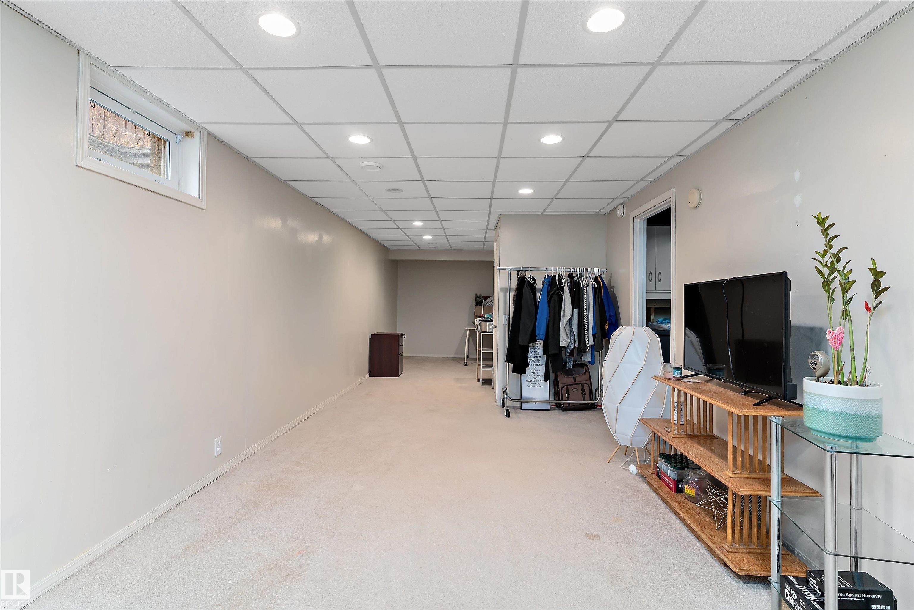 Photo 25 at 3536 12a Avenue NW, Crawford Plains, Edmonton