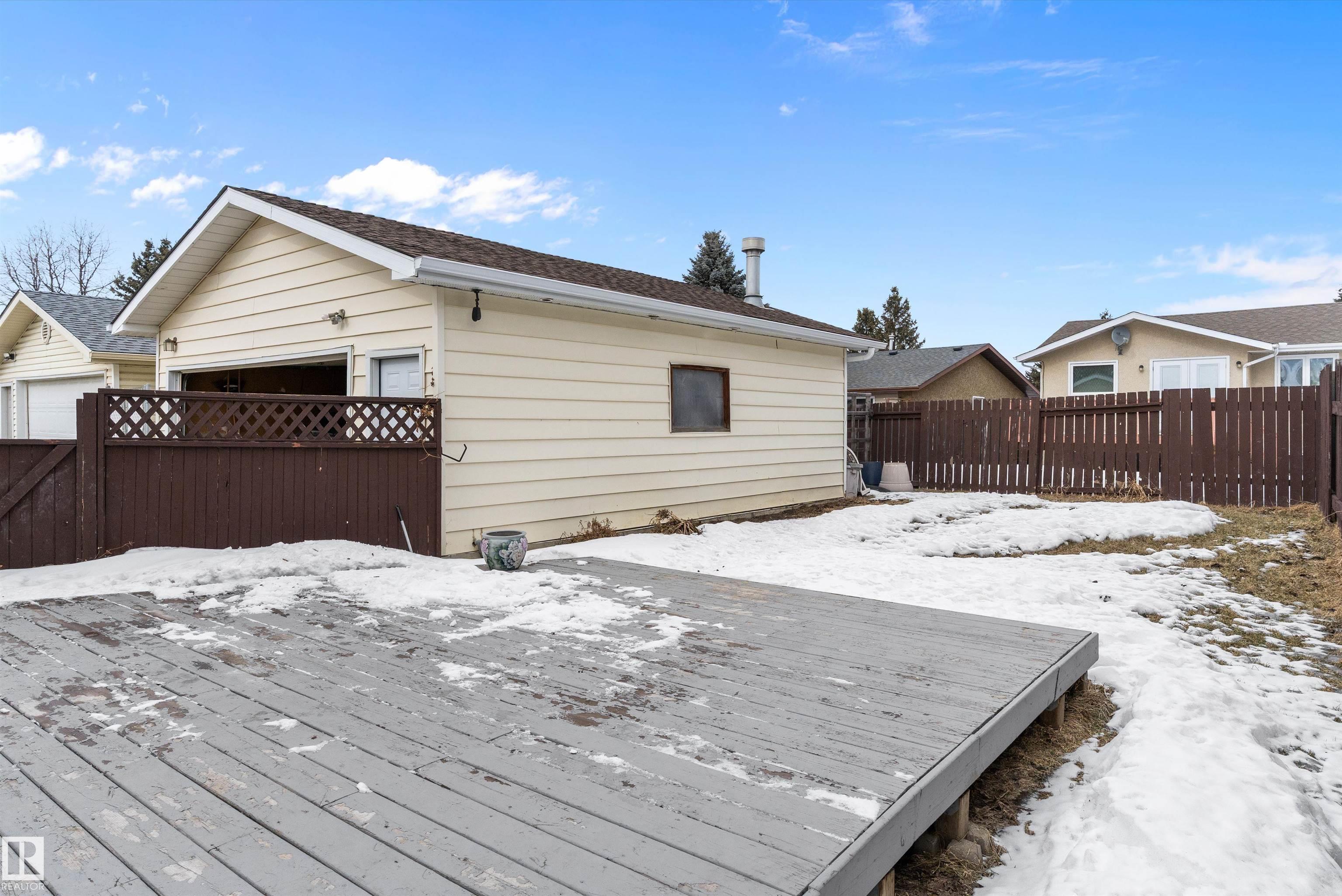 Photo 34 at 3536 12a Avenue NW, Crawford Plains, Edmonton