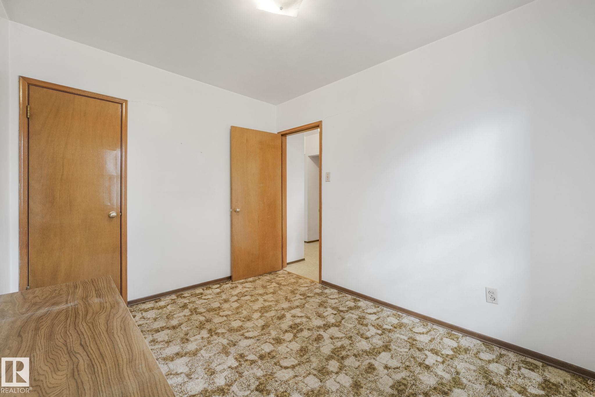 Photo 42 at 9107 65 Avenue NW, Hazeldean, Edmonton