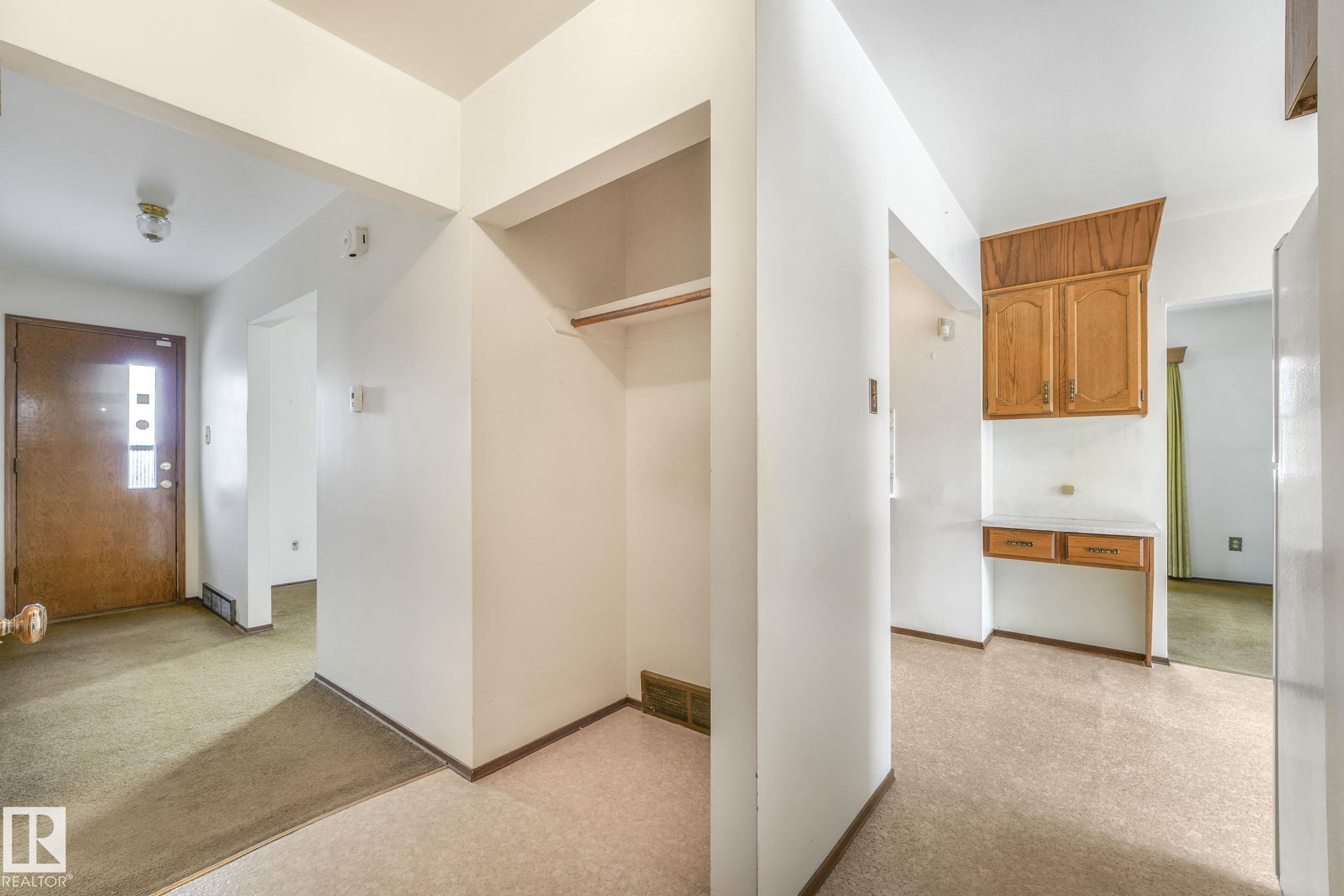 Photo 43 at 9107 65 Avenue NW, Hazeldean, Edmonton