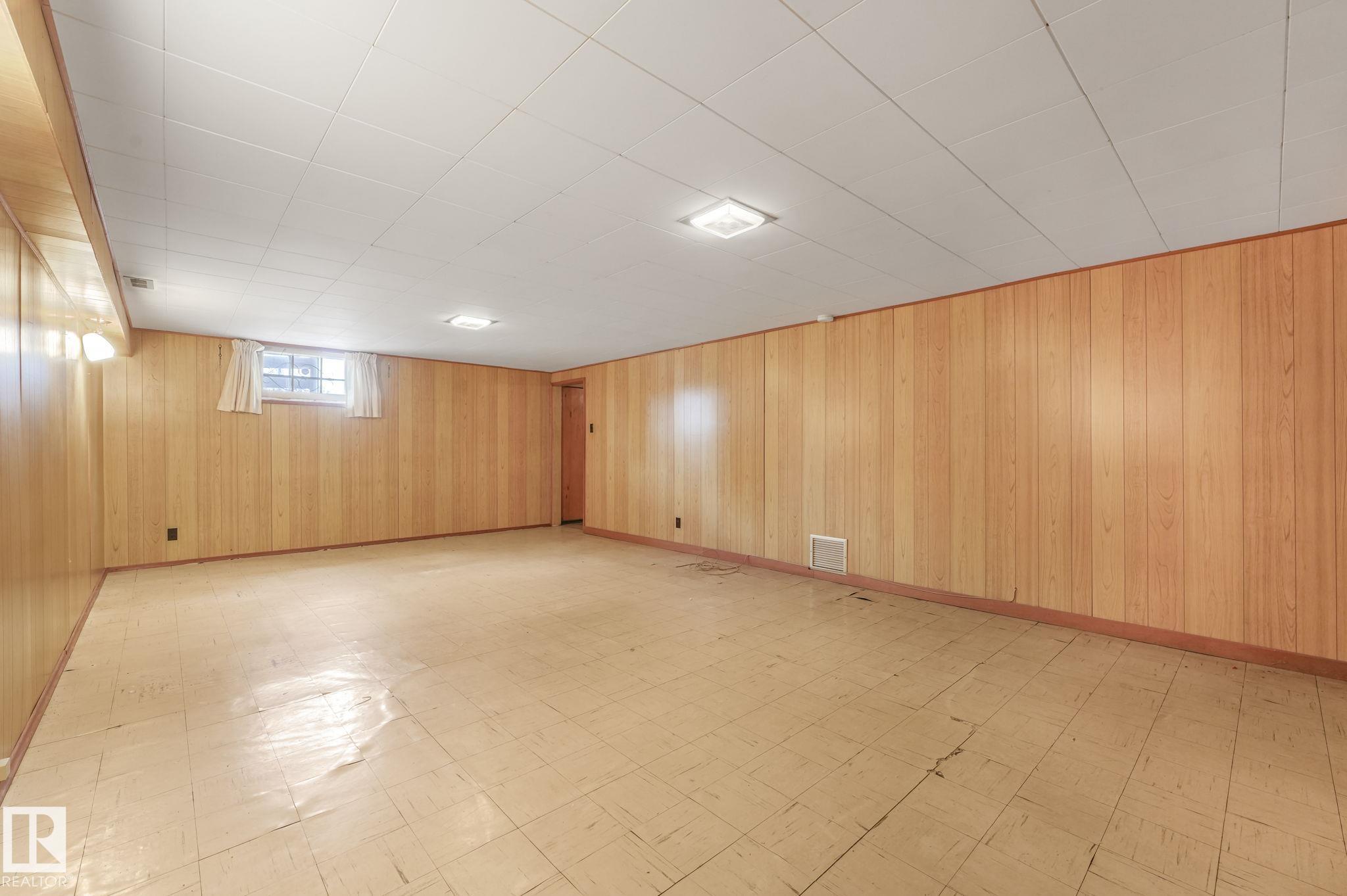 Photo 56 at 9107 65 Avenue NW, Hazeldean, Edmonton