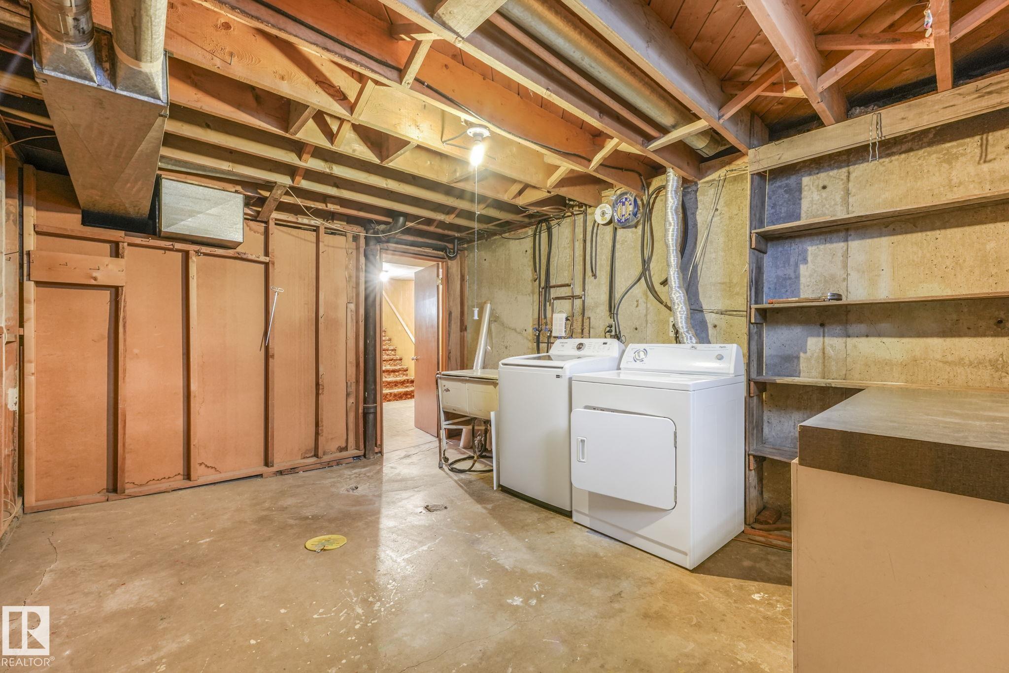 Photo 58 at 9107 65 Avenue NW, Hazeldean, Edmonton