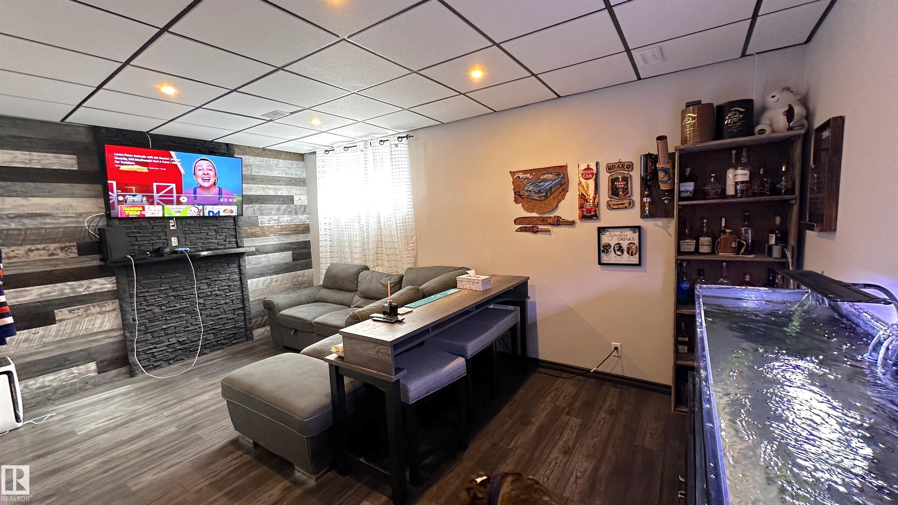 Photo 18 at 9813 106 Avenue, Morinville