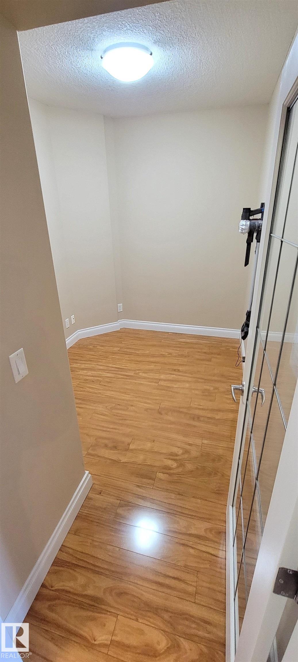 Photo 14 at 1005 - 10303 111 Street NW, Downtown, Edmonton