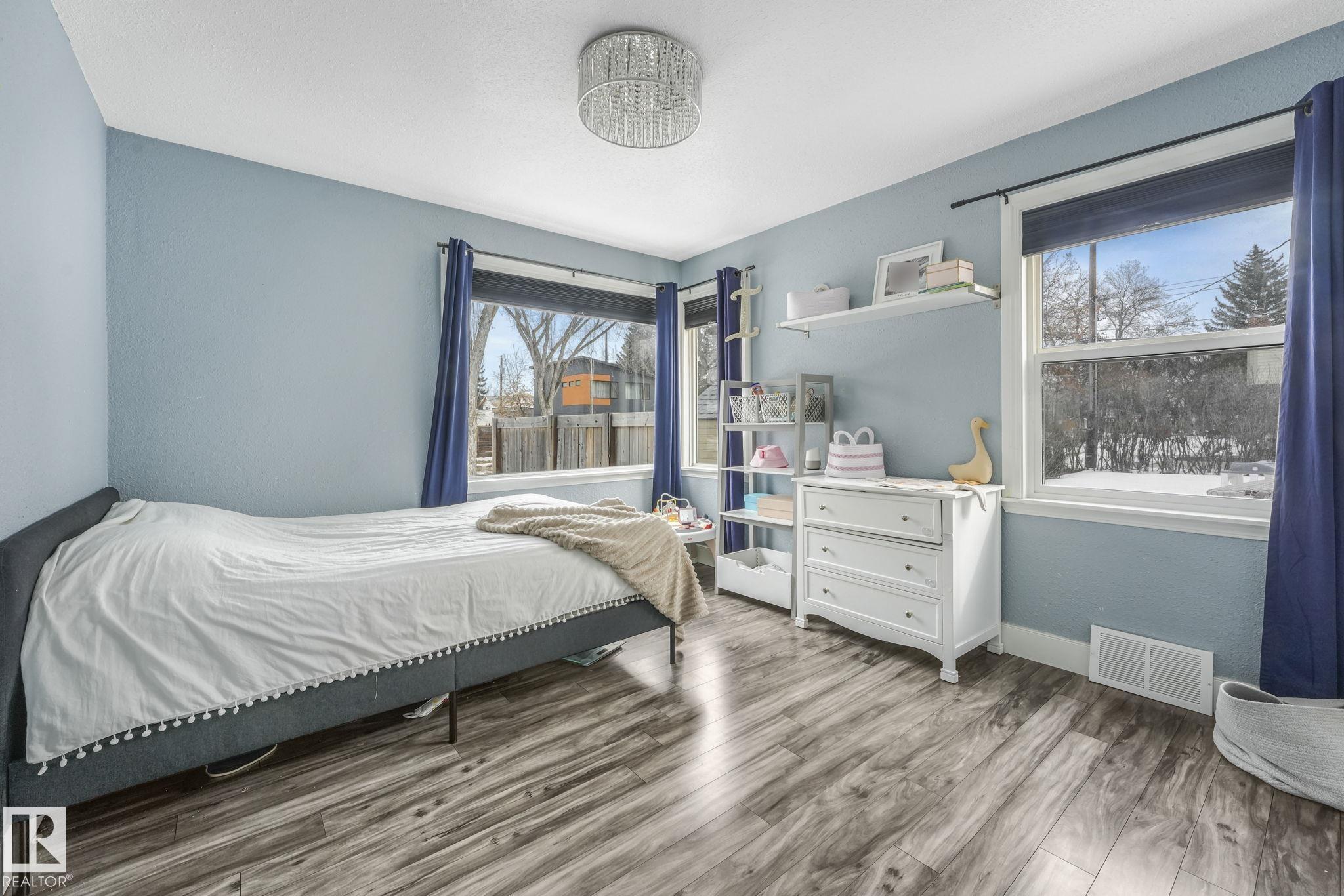 Photo 19 at 12729 108 Avenue NW, Westmount, Edmonton