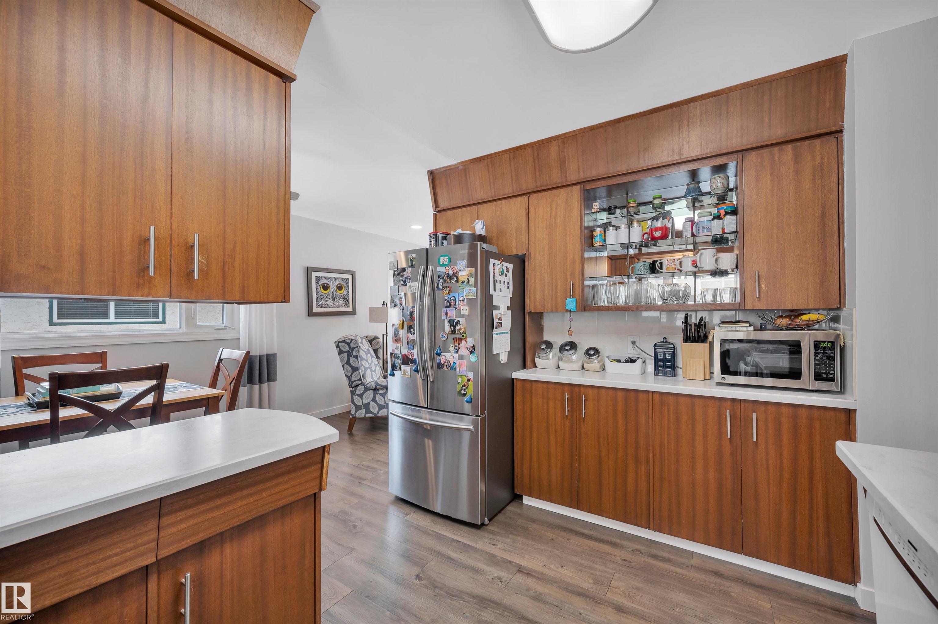 Photo 14 at 8 Glenwood Drive, Maplewood, Sherwood Park