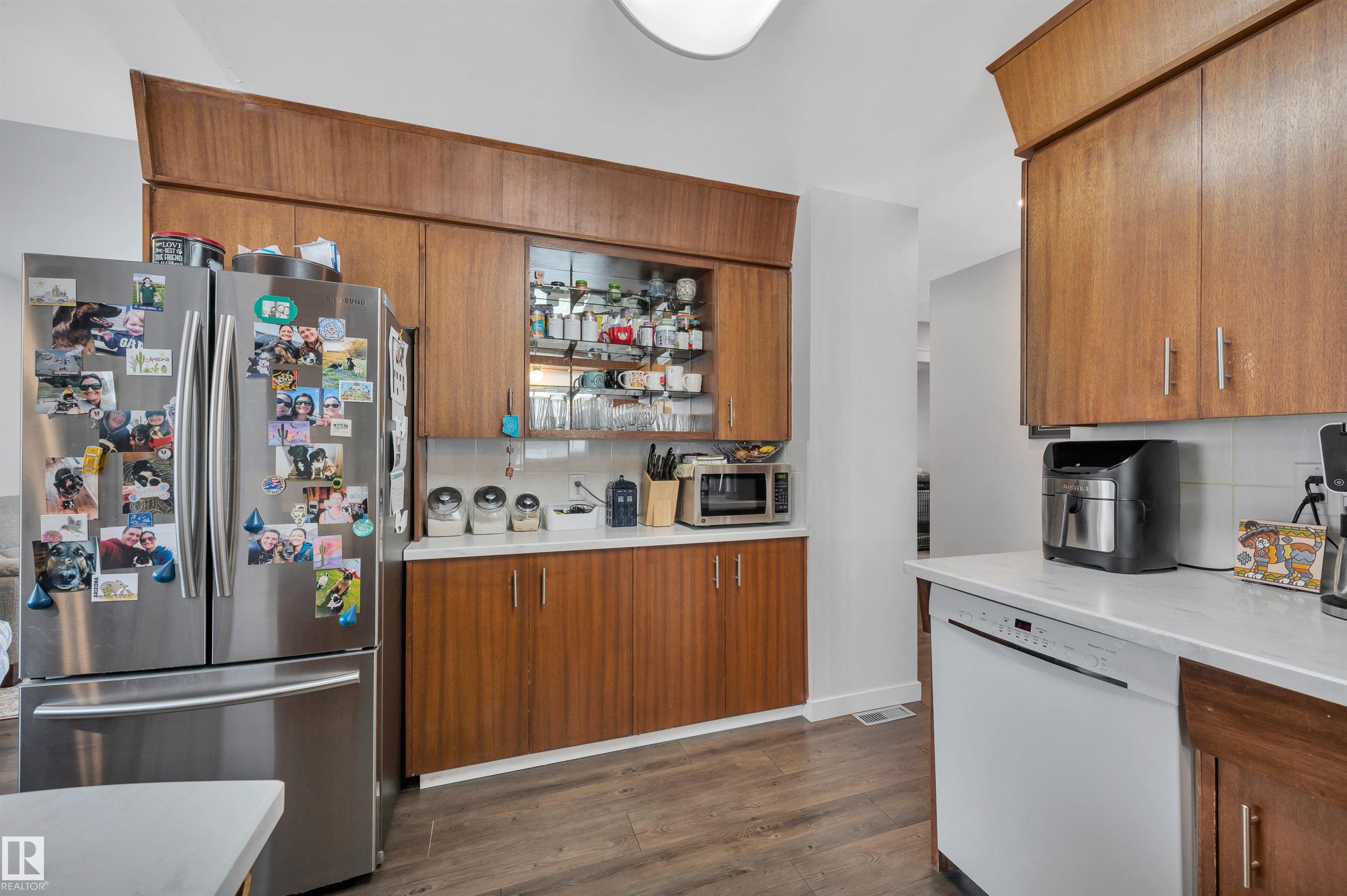 Photo 15 at 8 Glenwood Drive, Maplewood, Sherwood Park