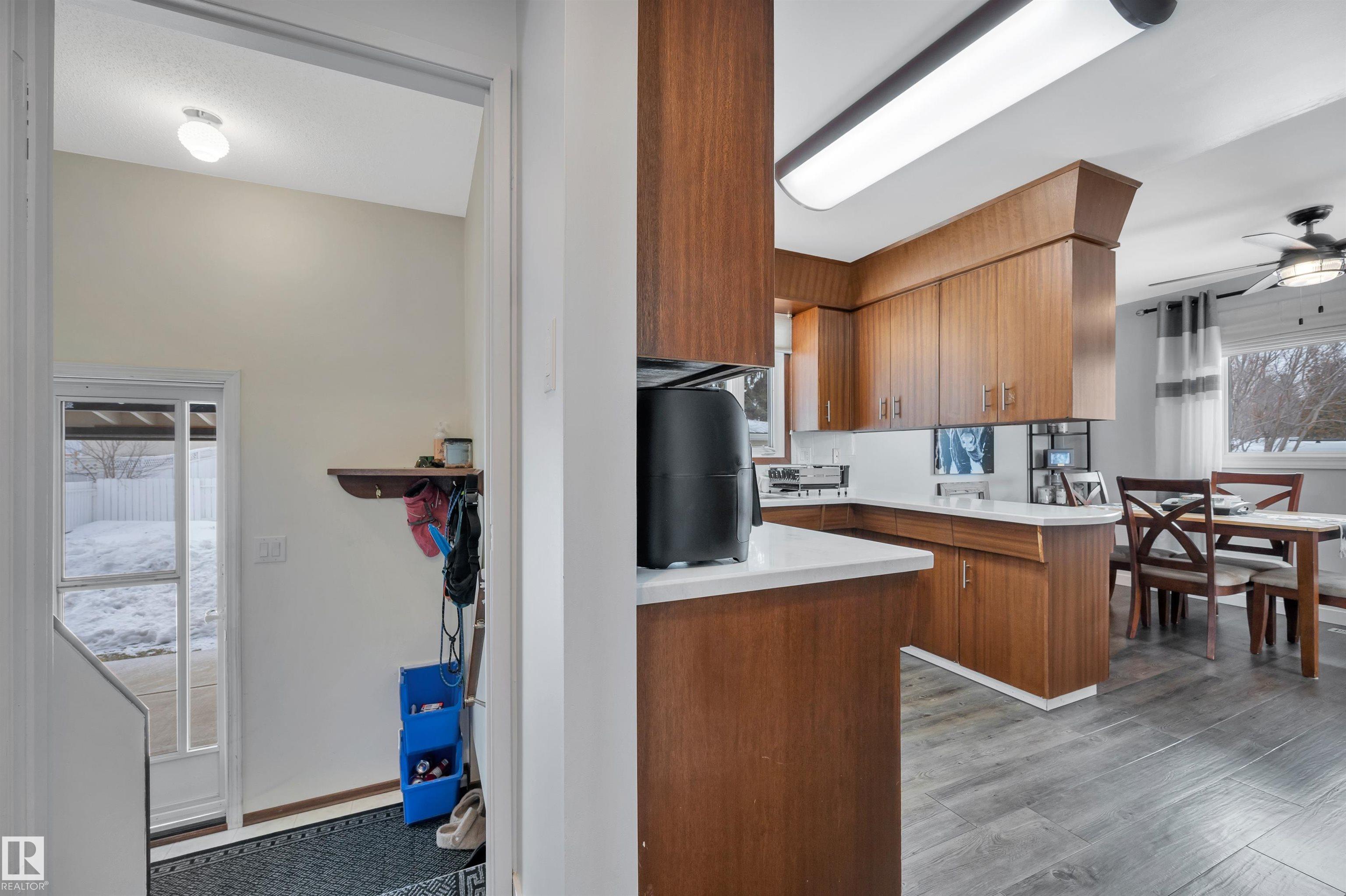 Photo 16 at 8 Glenwood Drive, Maplewood, Sherwood Park