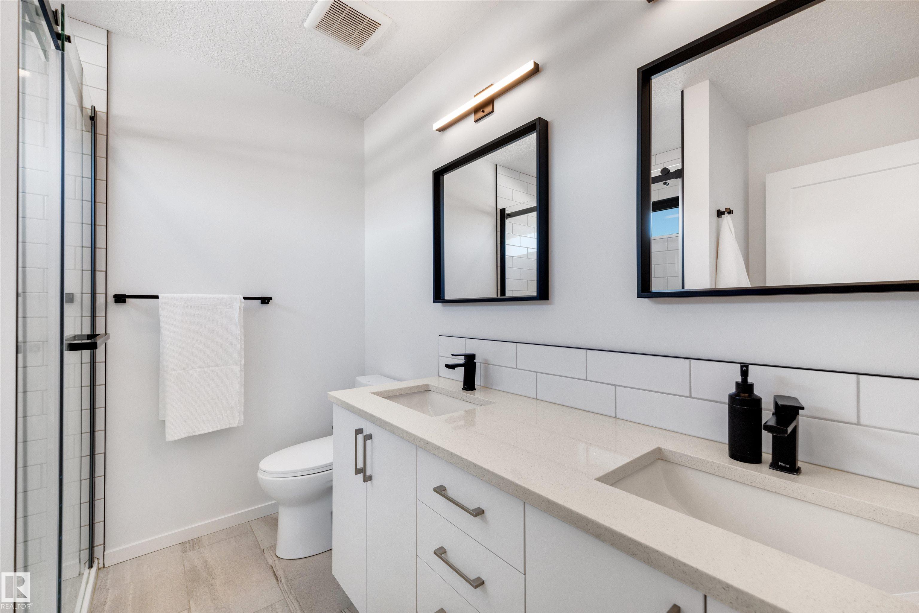 Photo 11 at 8028 174a Avenue NW, Crystallina Nera West, Edmonton