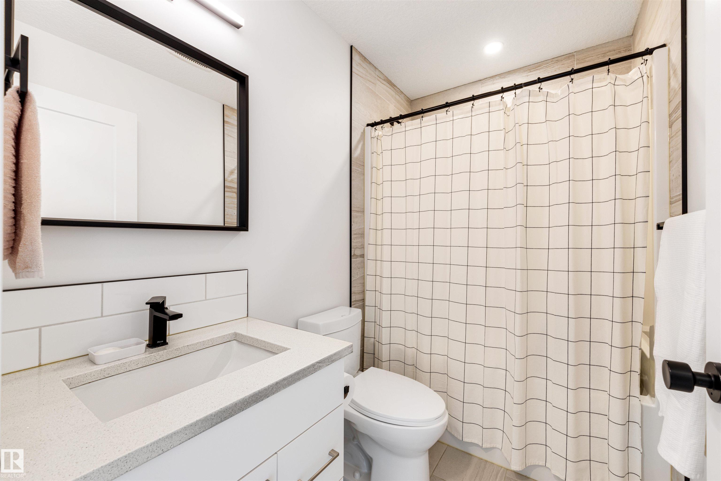 Photo 18 at 8028 174a Avenue NW, Crystallina Nera West, Edmonton