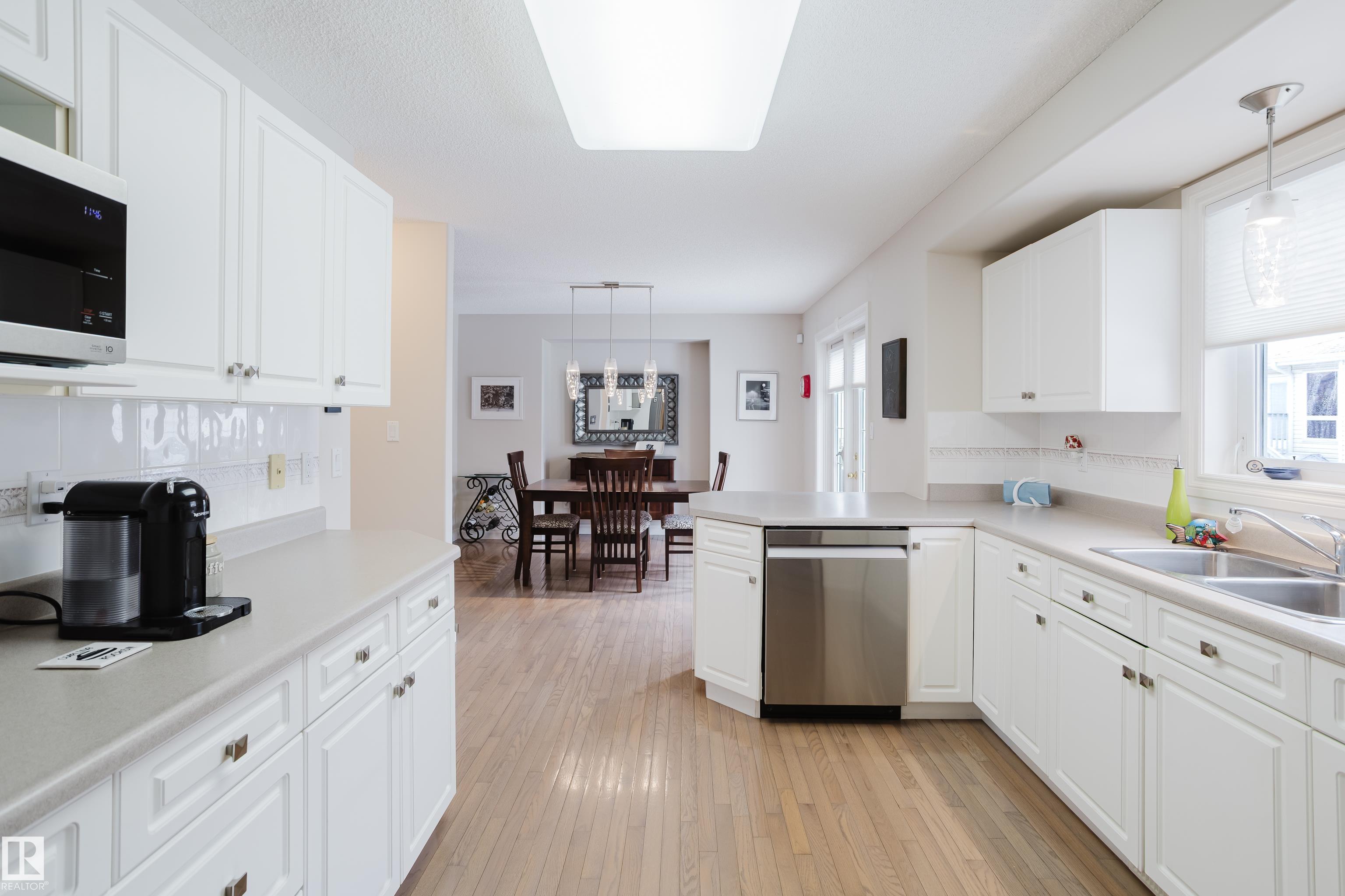 Photo 16 at 11660 15 Avenue NW, Twin Brooks, Edmonton