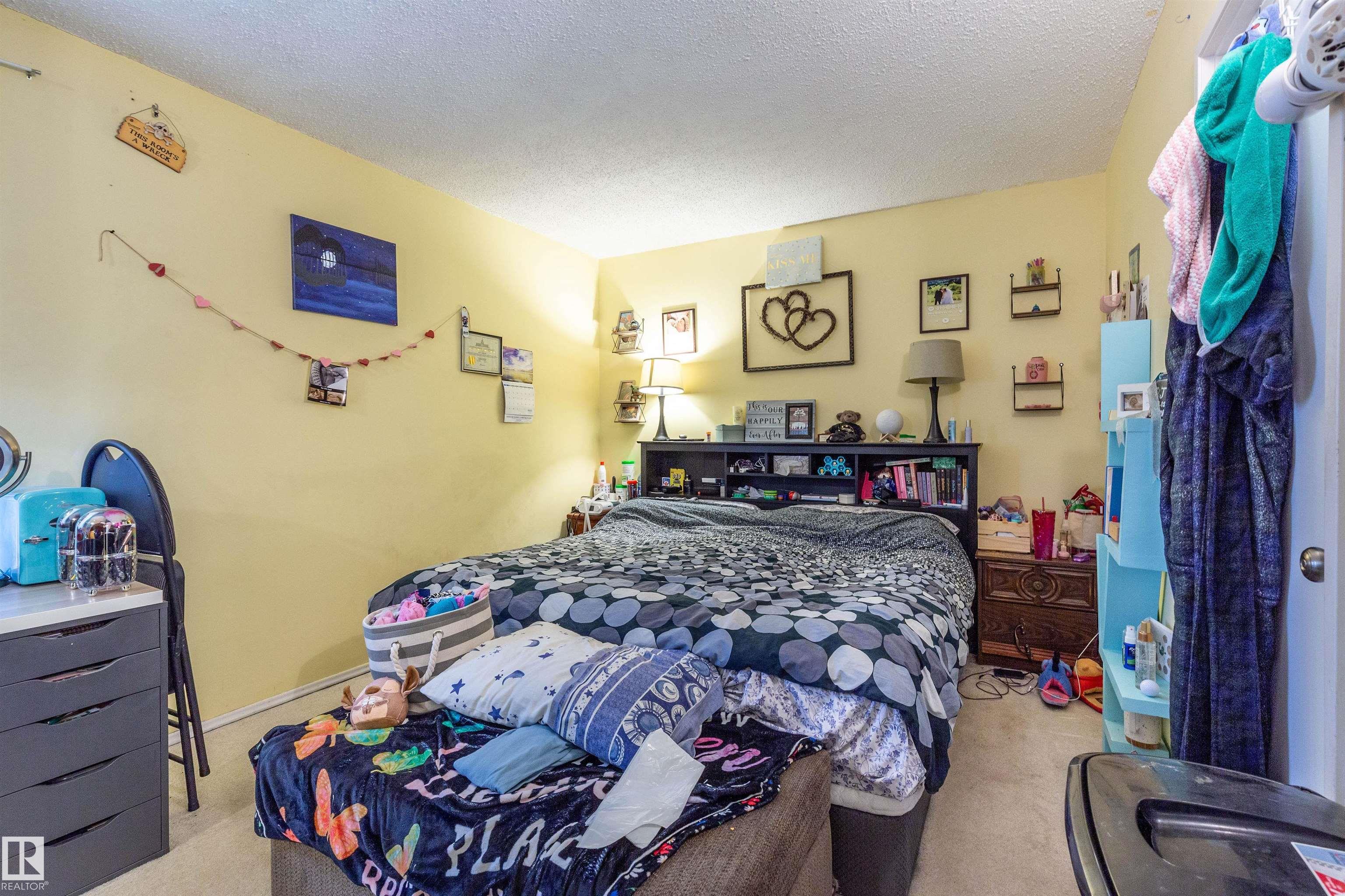 Photo 15 at 279 Surrey gardens NW, Lymburn, Edmonton