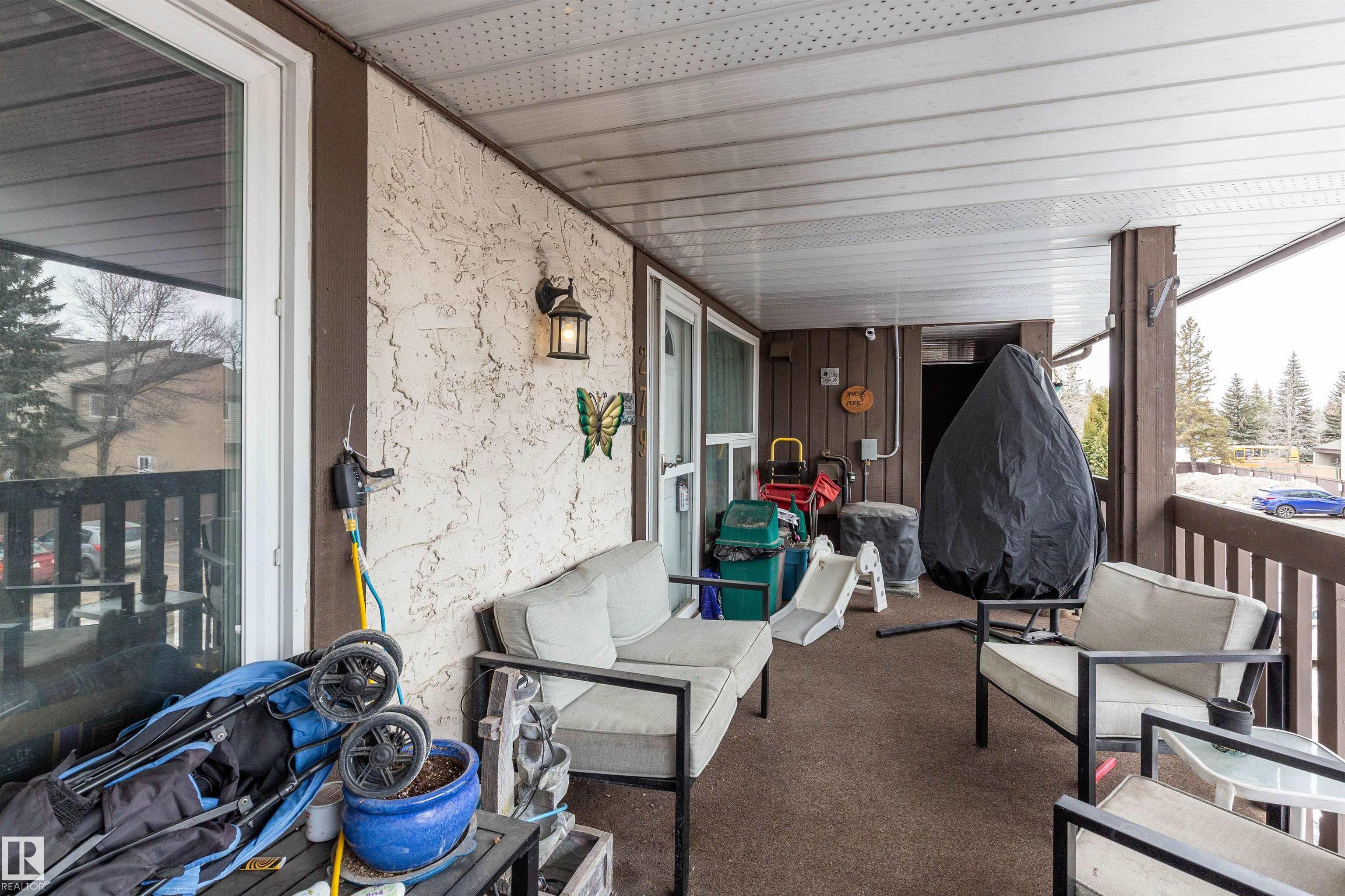 Photo 21 at 279 Surrey gardens NW, Lymburn, Edmonton