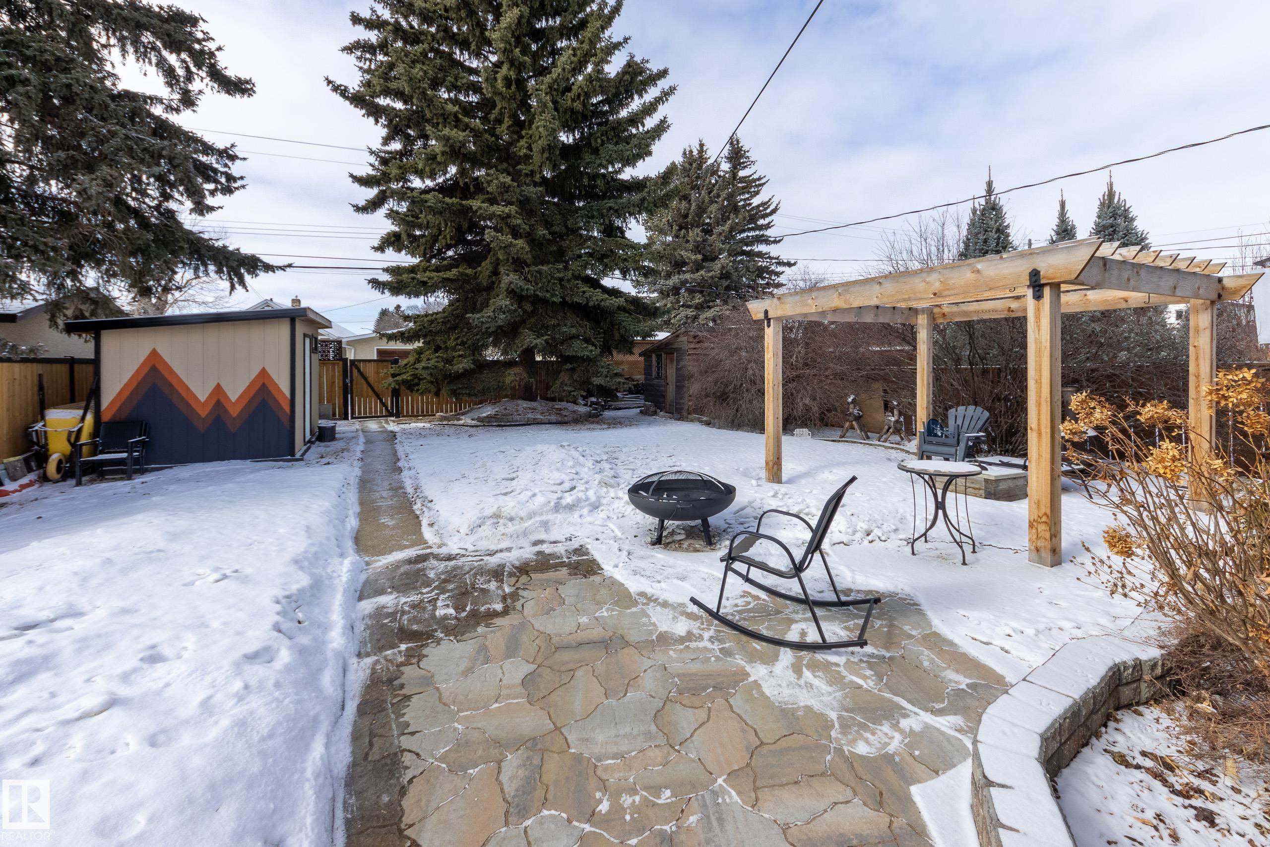 Photo 41 at 10648 75 Street NW, Forest Heights, Edmonton