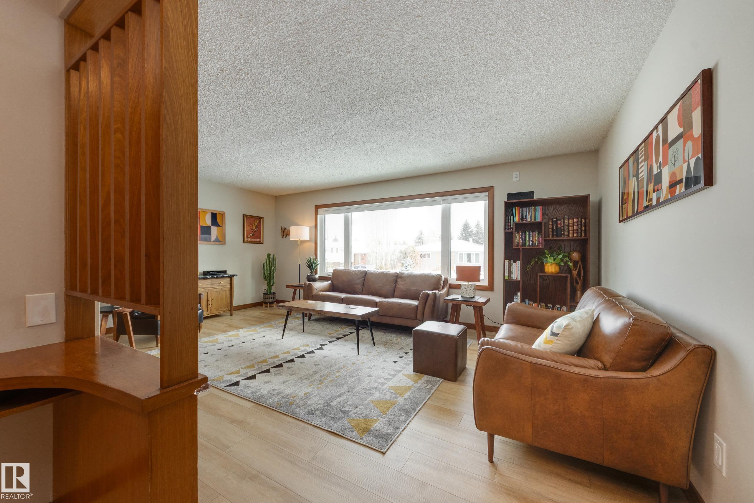 Photo 6 at 10648 75 Street NW, Forest Heights, Edmonton