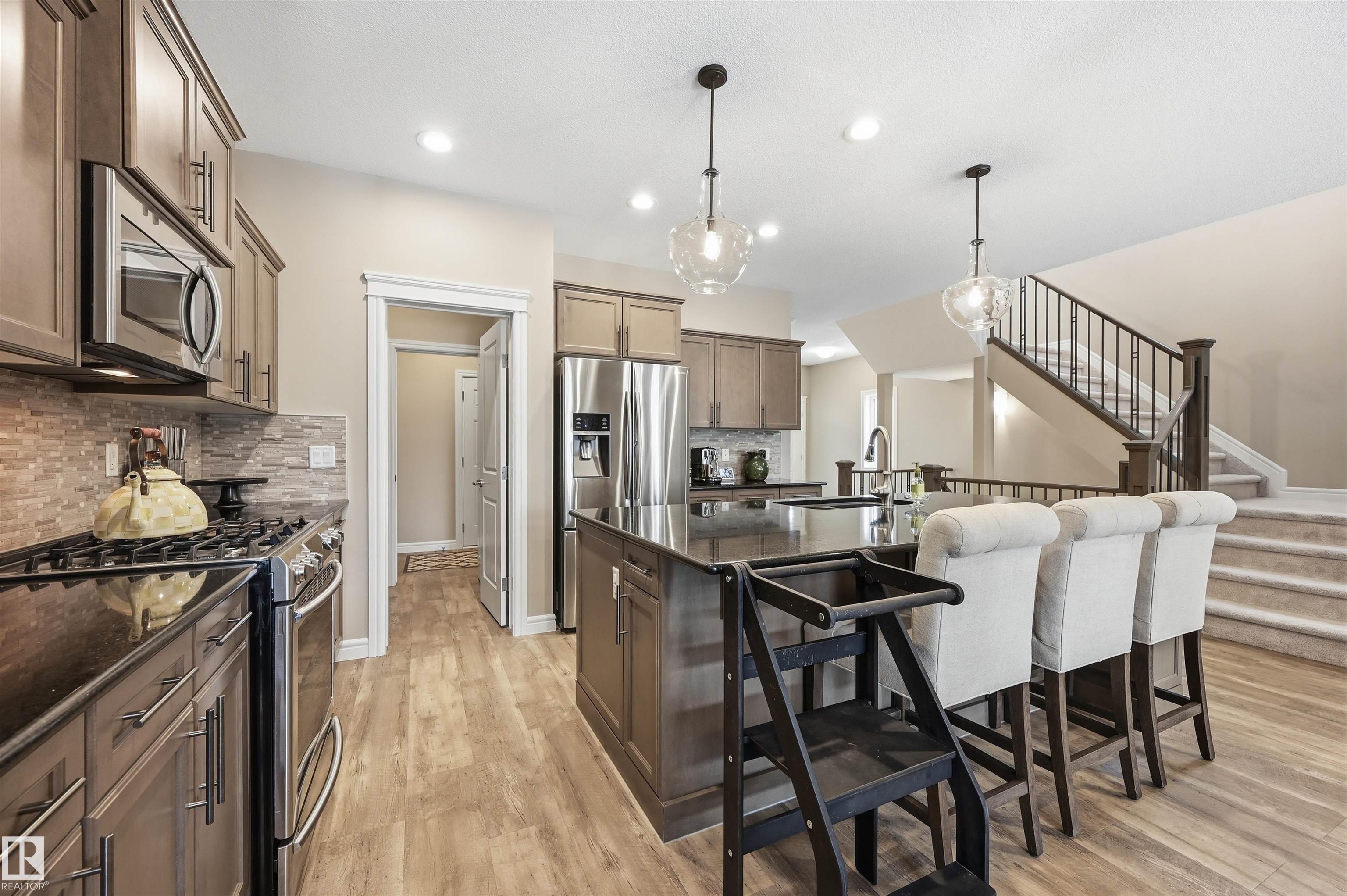 Photo 10 at 6477 Elston Loop NW, Edgemont, Edmonton