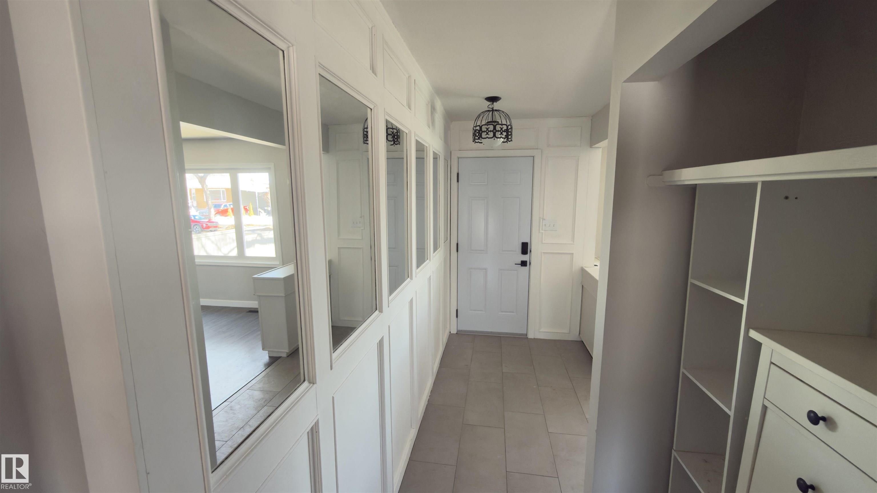 Photo 4 at 12121 38 Street NW, Beacon Heights, Edmonton