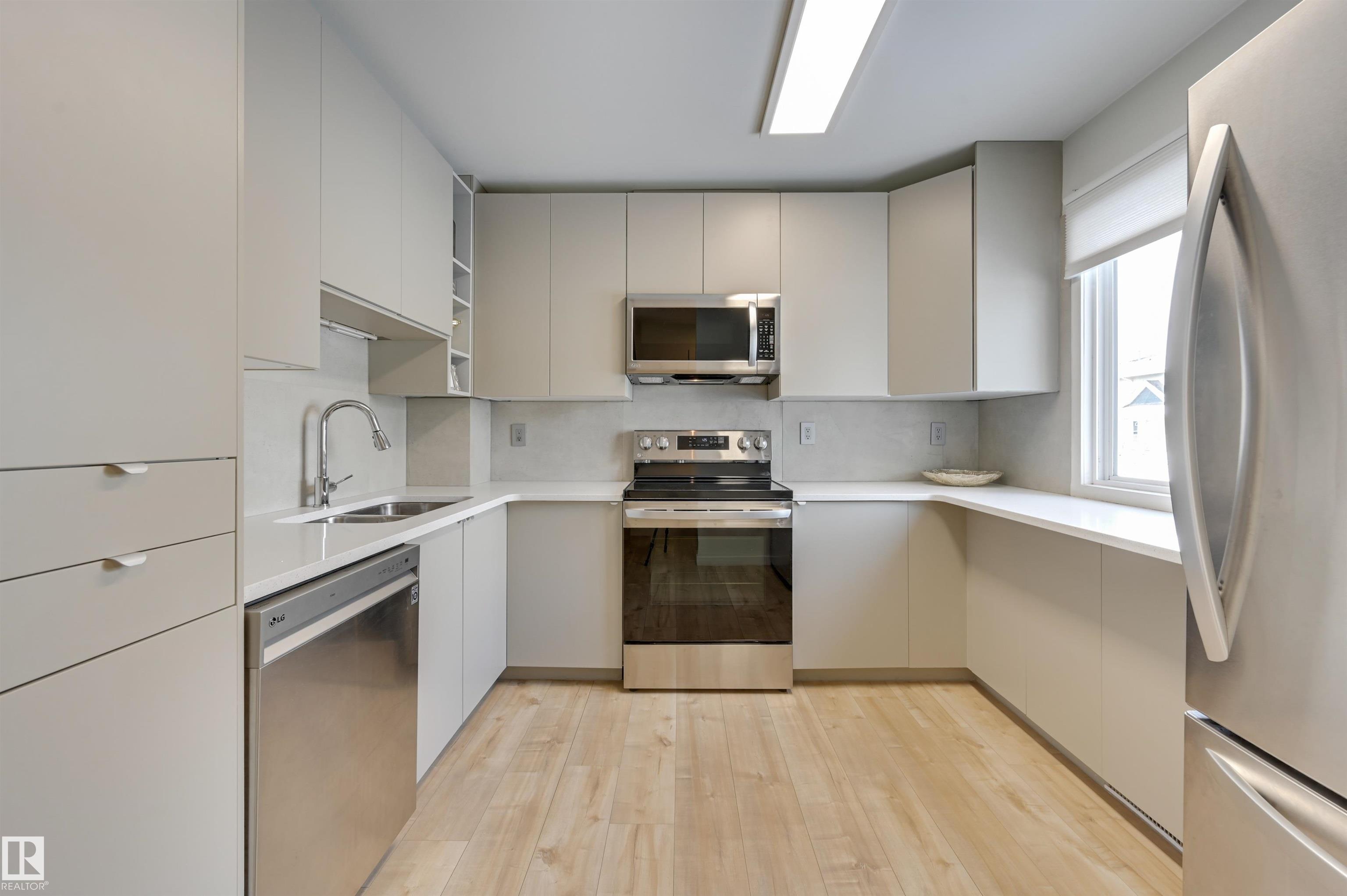 Photo 2 at 31 - 9619 180 Street NW, La Perle, Edmonton