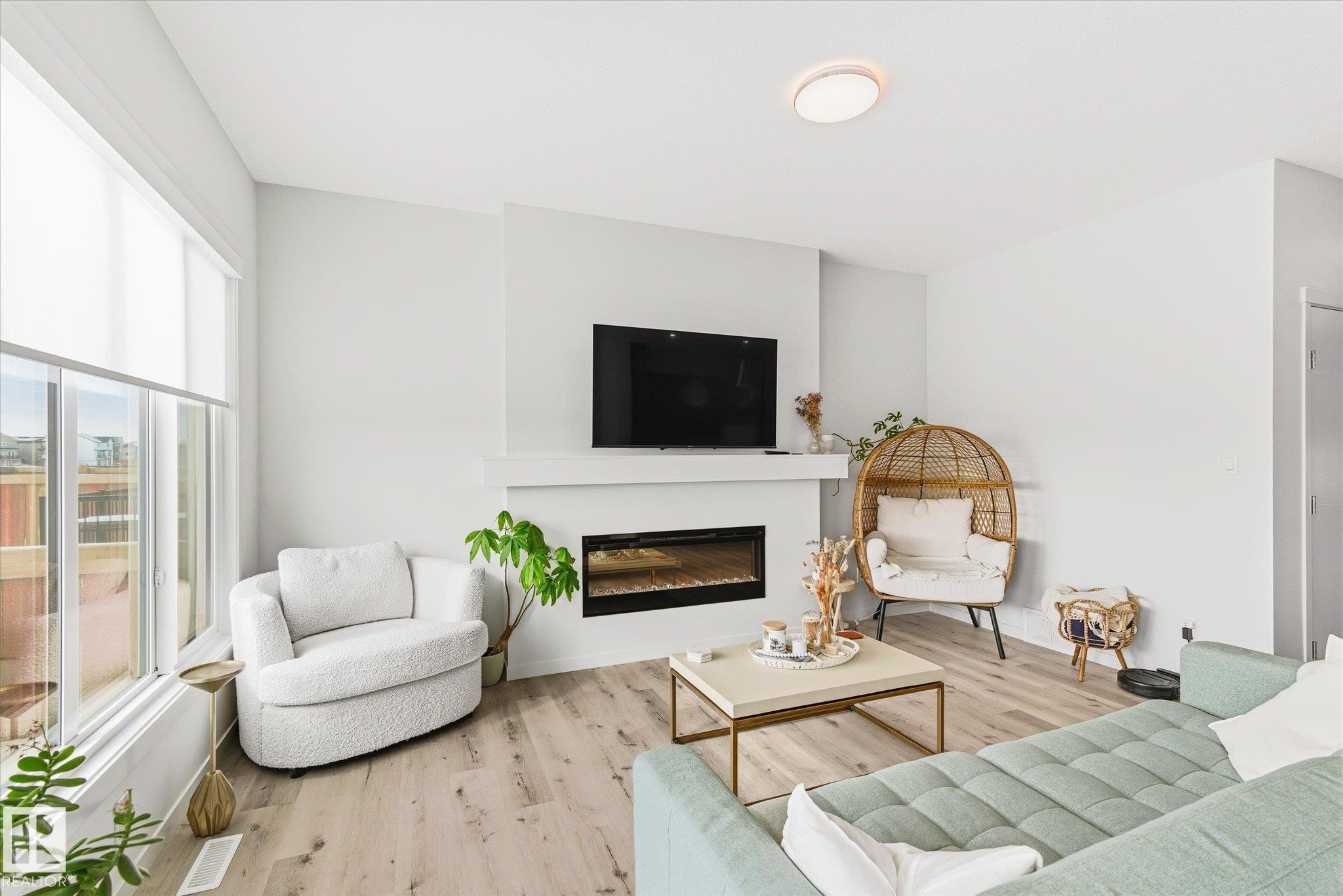 Photo 12 at 20031 26 Avenue NW, The Uplands, Edmonton