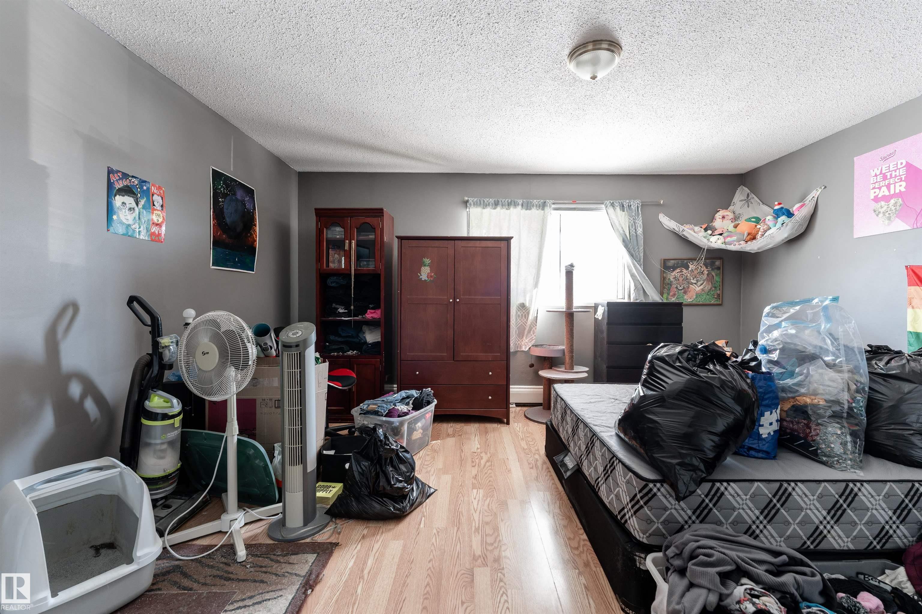 Photo 11 at 2 - 10737 116 Street NW, Queen Mary Park, Edmonton