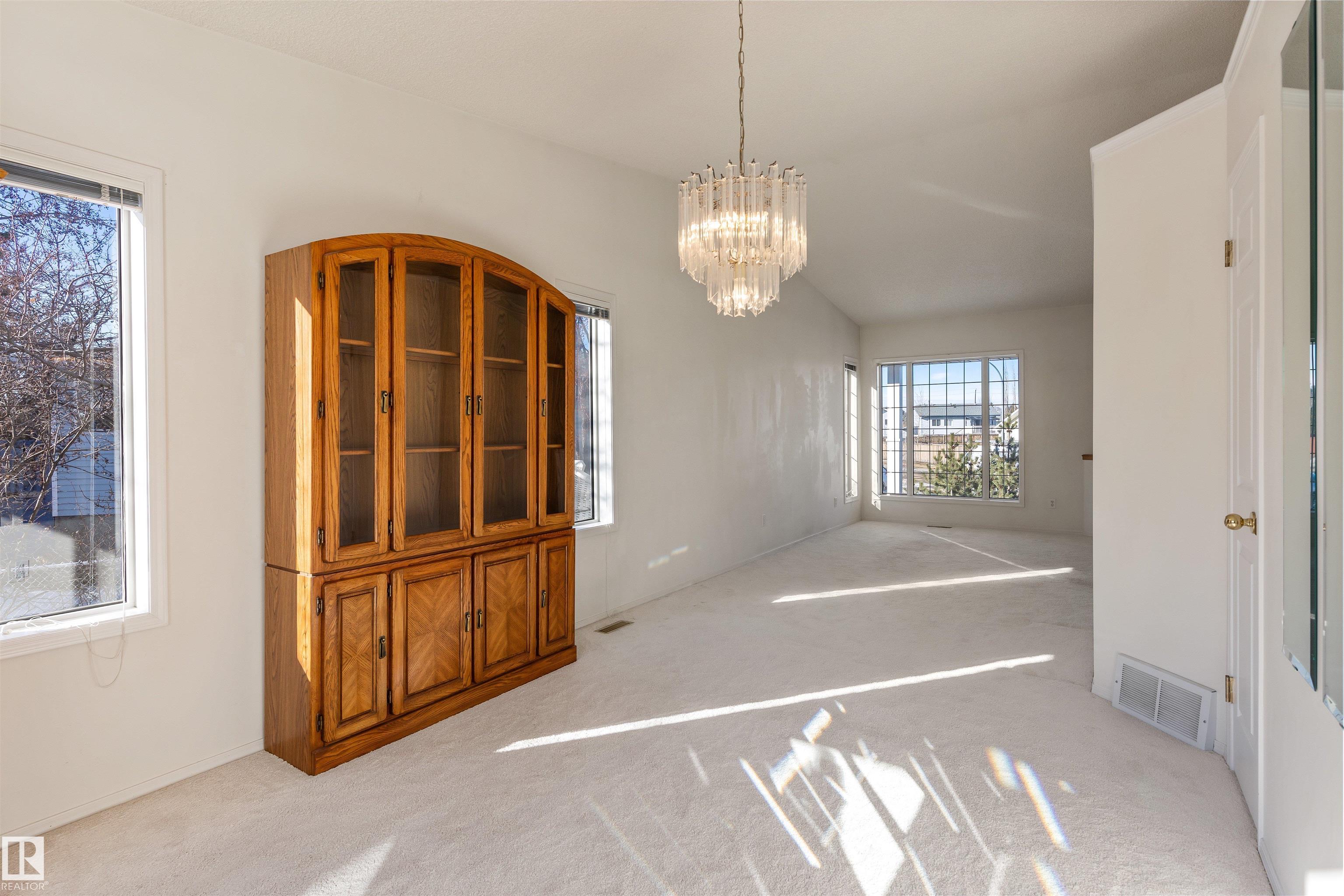 Photo 11 at 13851 131 Avenue NW, Athlone, Edmonton