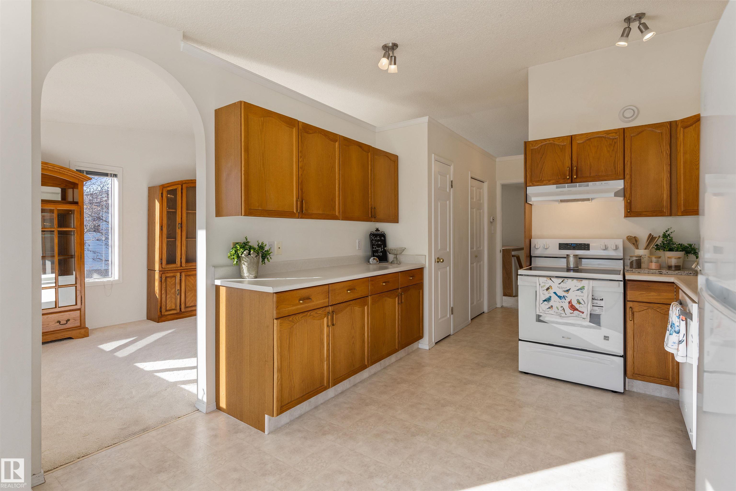 Photo 15 at 13851 131 Avenue NW, Athlone, Edmonton