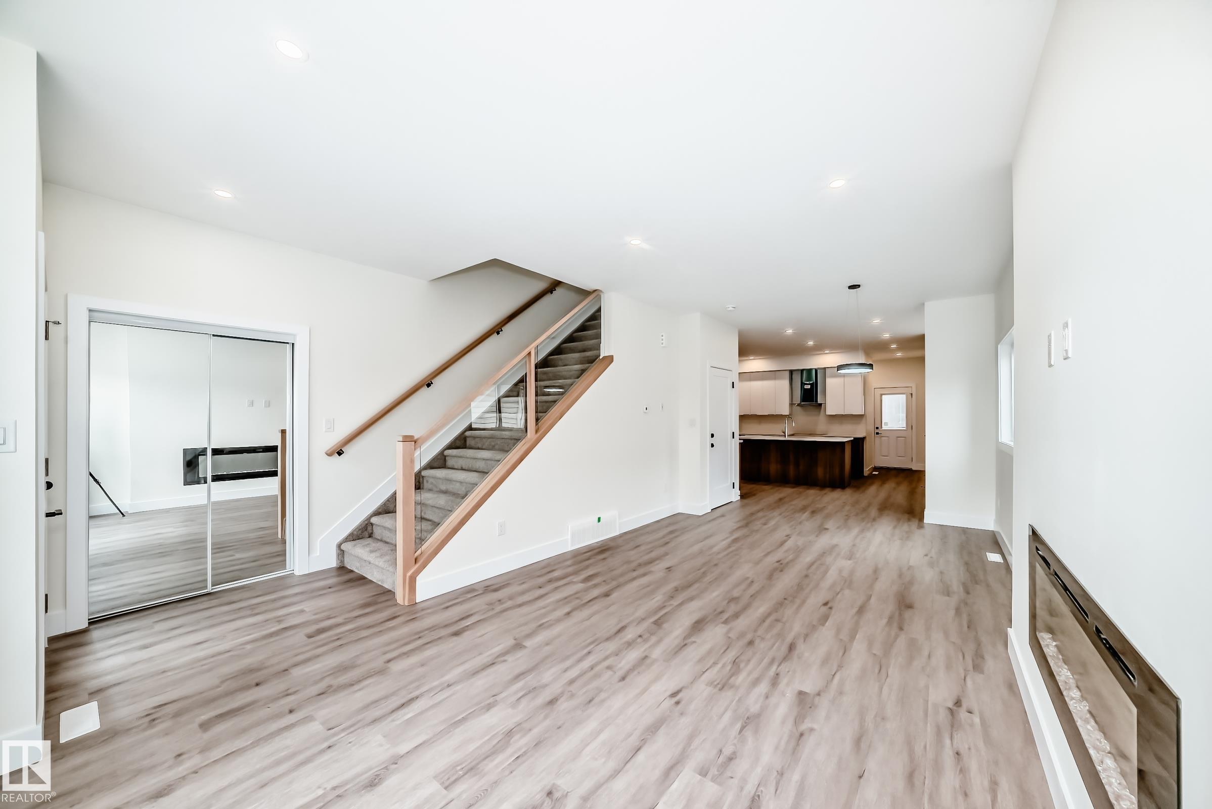 Photo 18 at 10720 149 Street NW, High Park, Edmonton