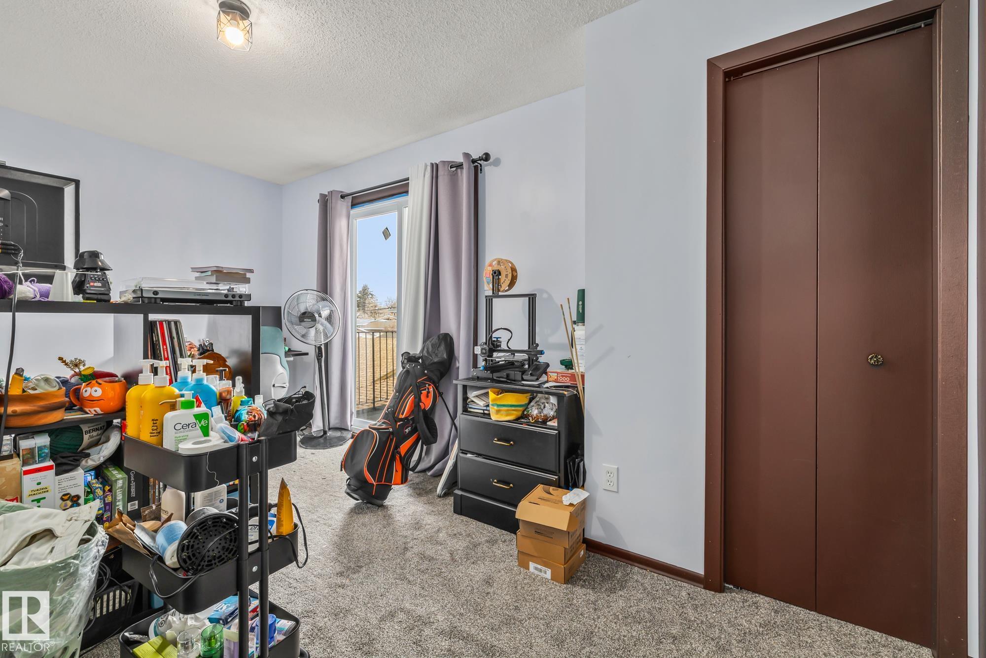 Photo 34 at 8812 135 Avenue NW, Glengarry, Edmonton