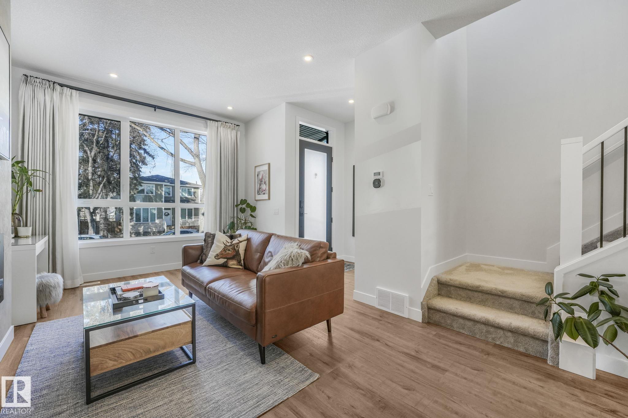 Photo 8 at 8319 80 Avenue NW, King Edward Park, Edmonton