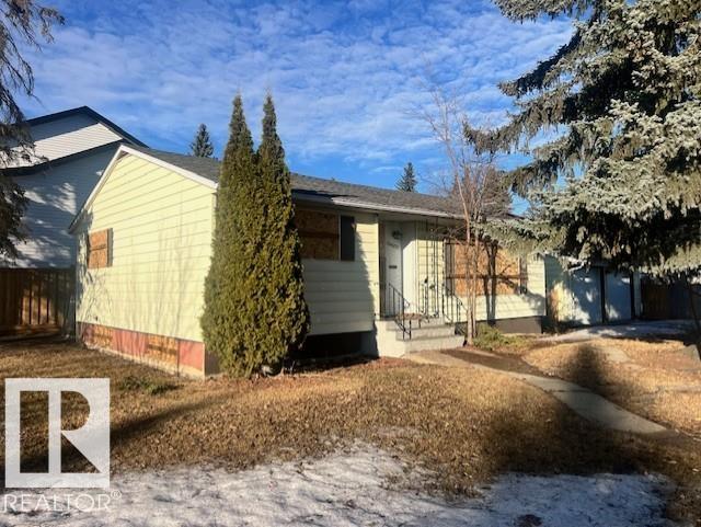 14632 95 Avenue NW, Crestwood, Edmonton 2