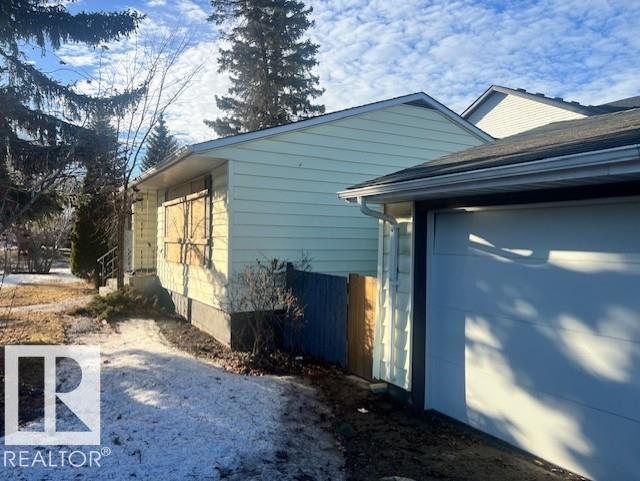 Photo 11 at 14632 95 Avenue NW, Crestwood, Edmonton