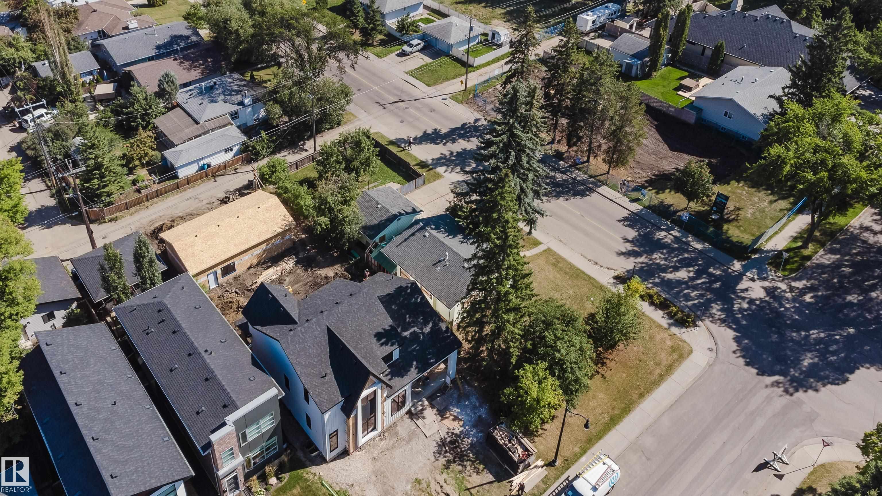 Photo 22 at 14632 95 Avenue NW, Crestwood, Edmonton