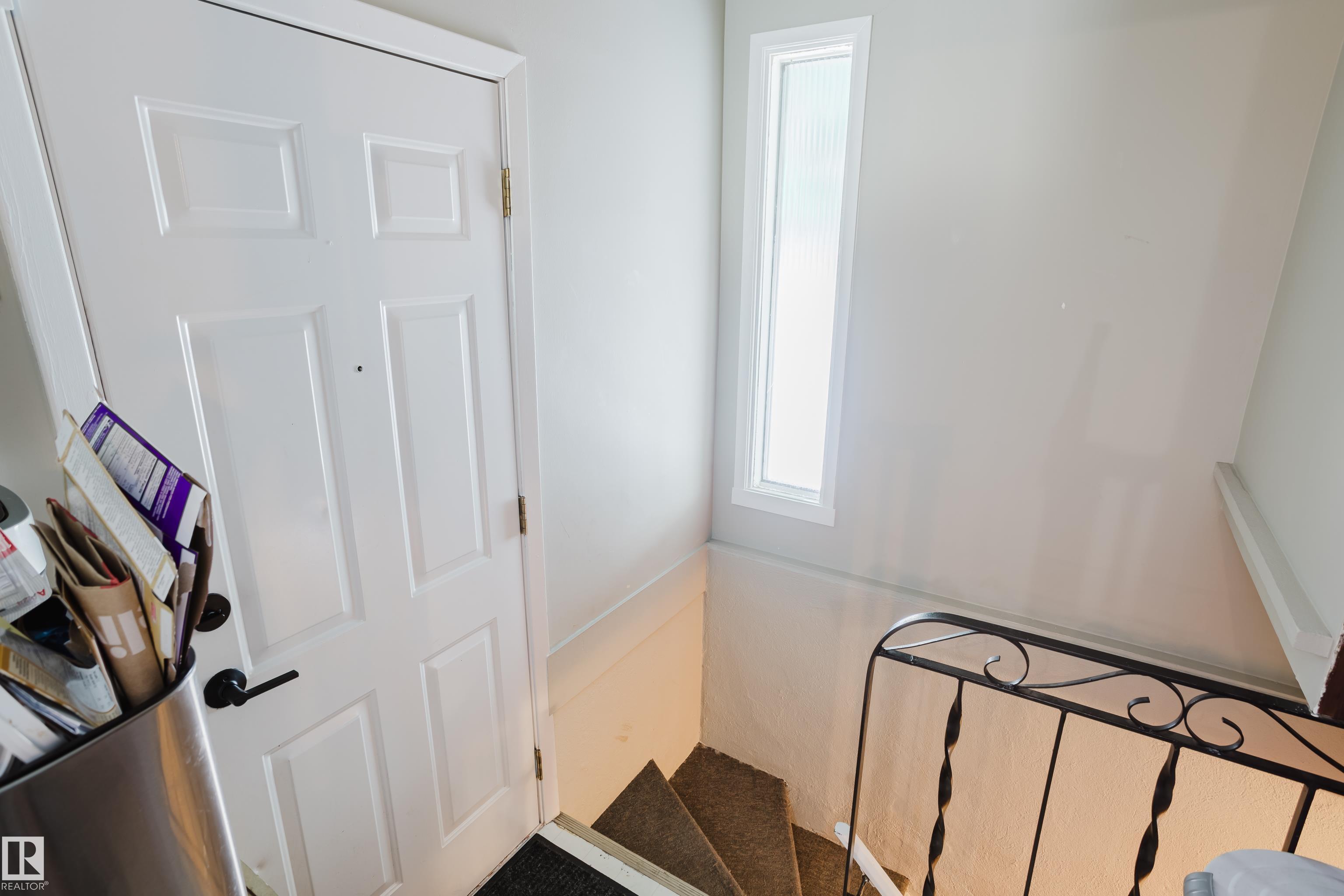 Photo 29 at 14632 95 Avenue NW, Crestwood, Edmonton