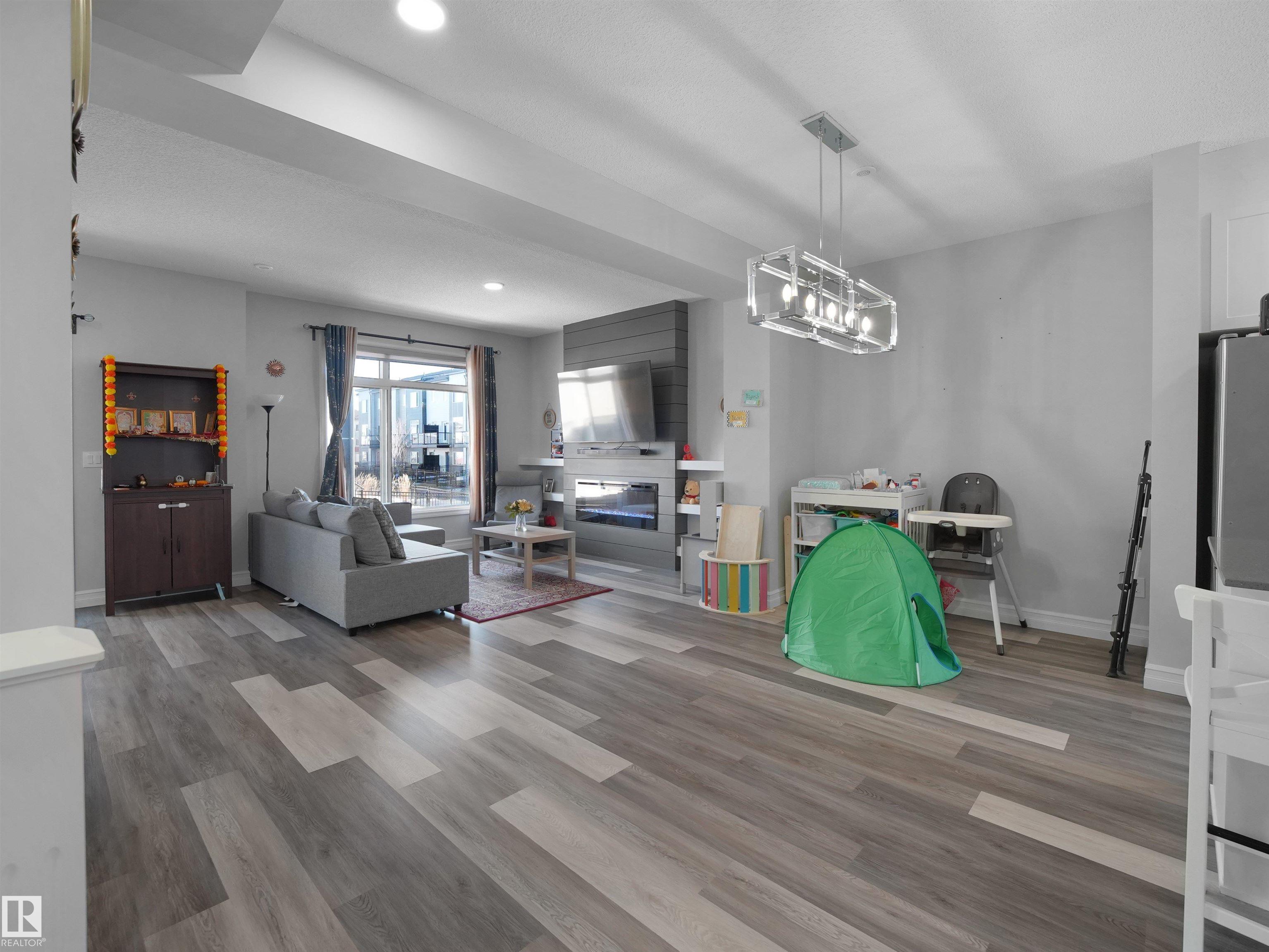 Photo 9 at 138 - 804 Welsh Drive SW, Walker, Edmonton