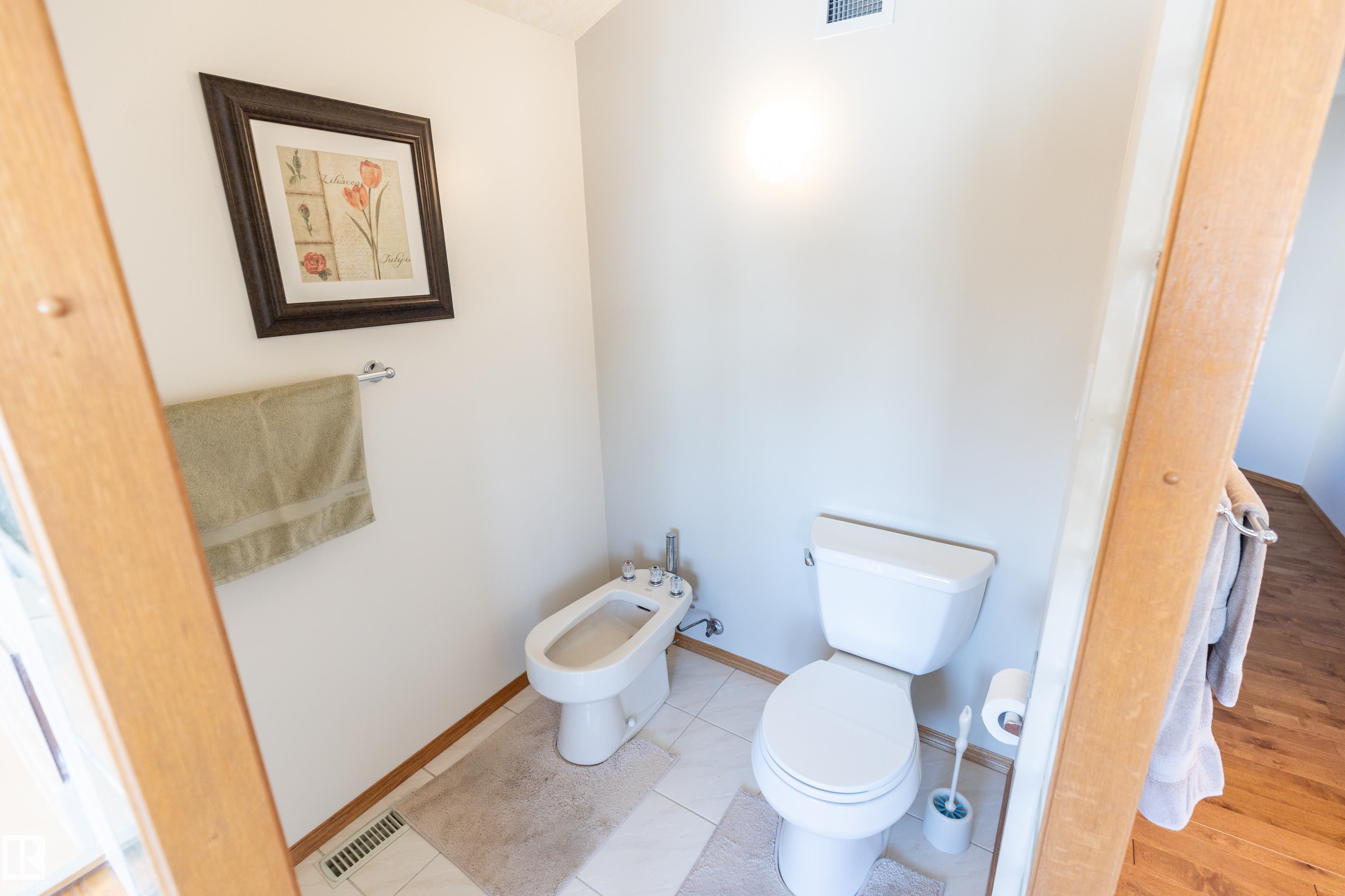 Photo 35 at 90 Highland Way, Heritage Point, Sherwood Park