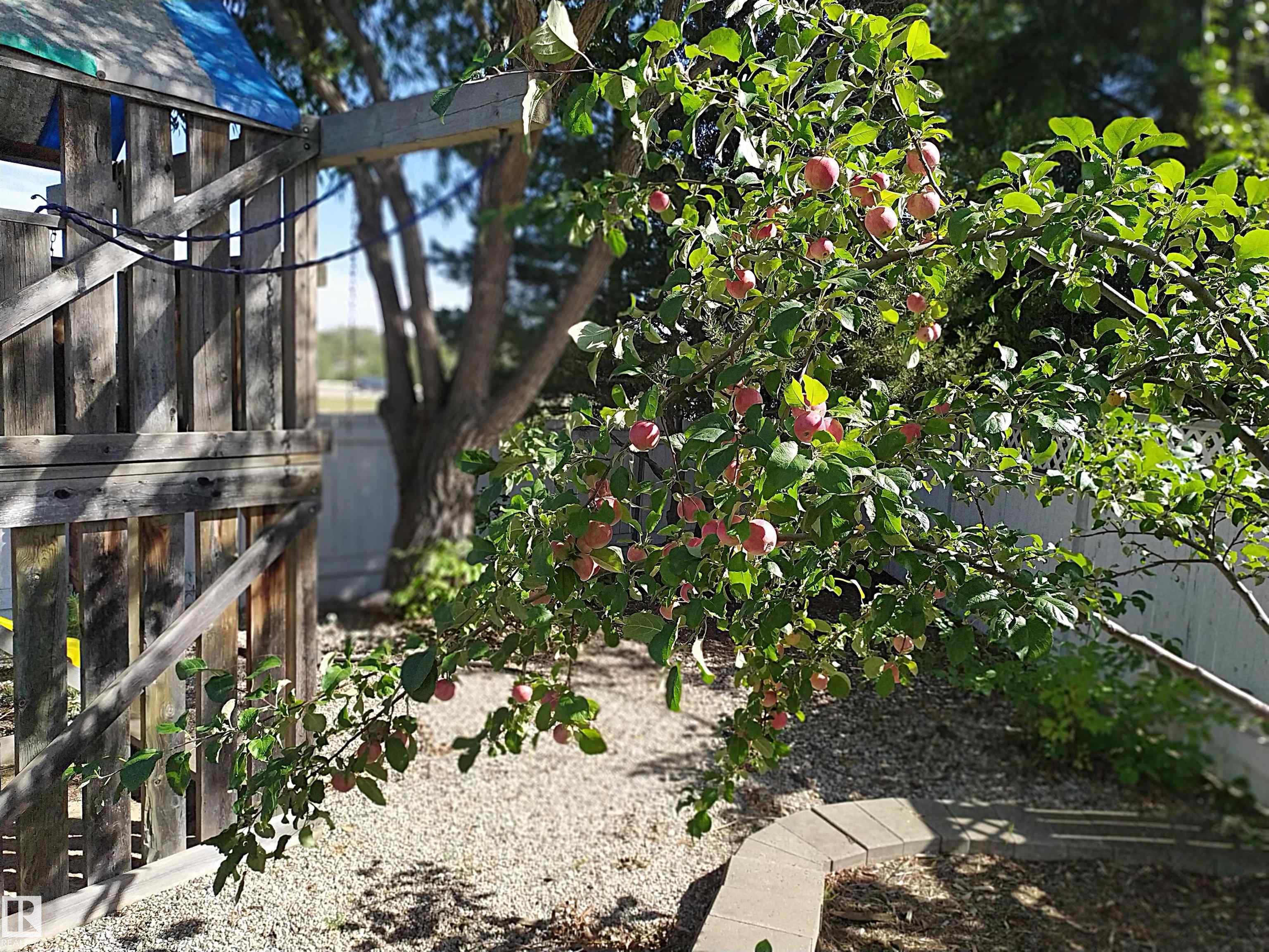 Photo 73 at 90 Highland Way, Heritage Point, Sherwood Park