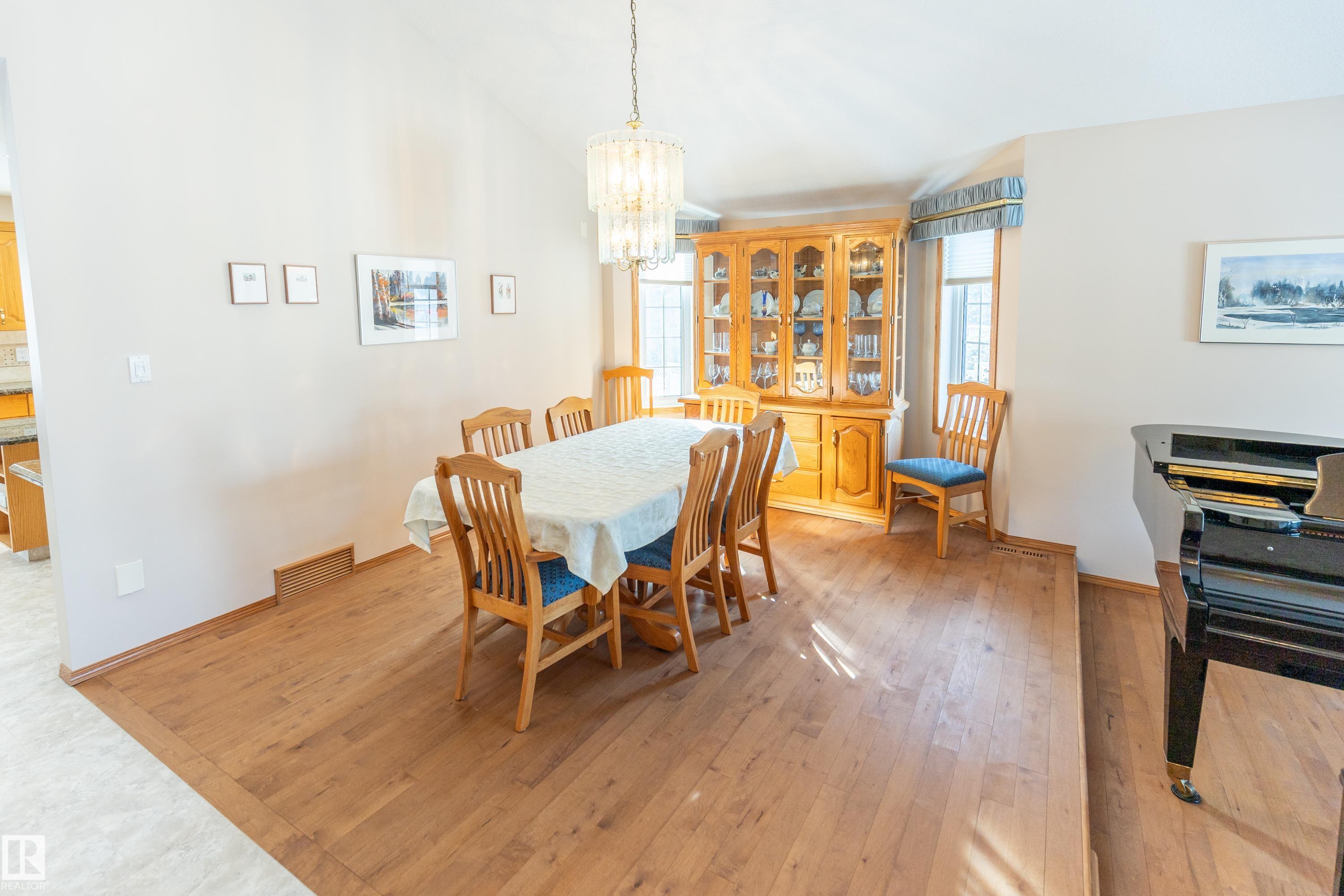 Photo 10 at 90 Highland Way, Heritage Point, Sherwood Park