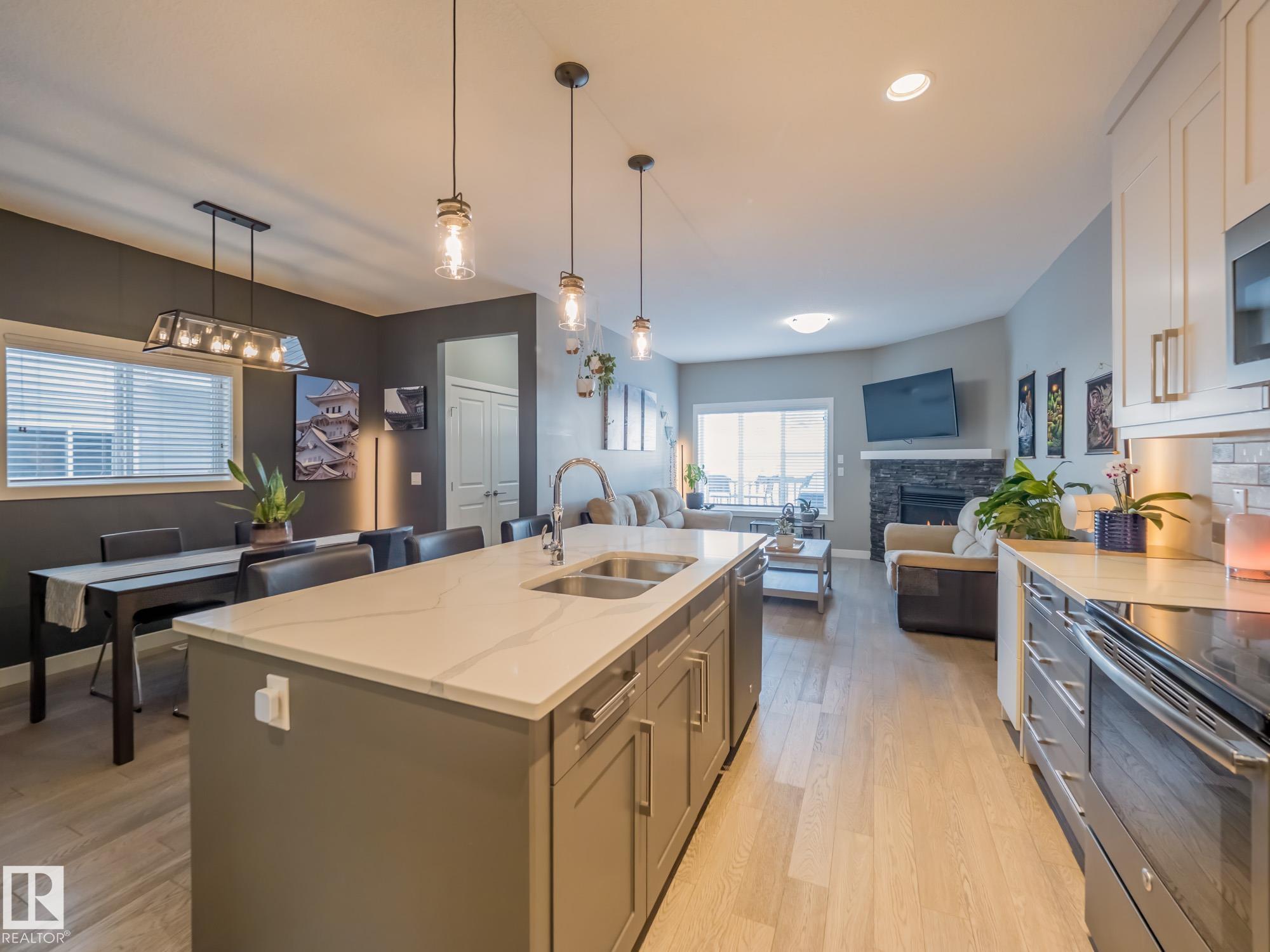 Photo 11 at 12137 103 Street NW, Westwood, Edmonton