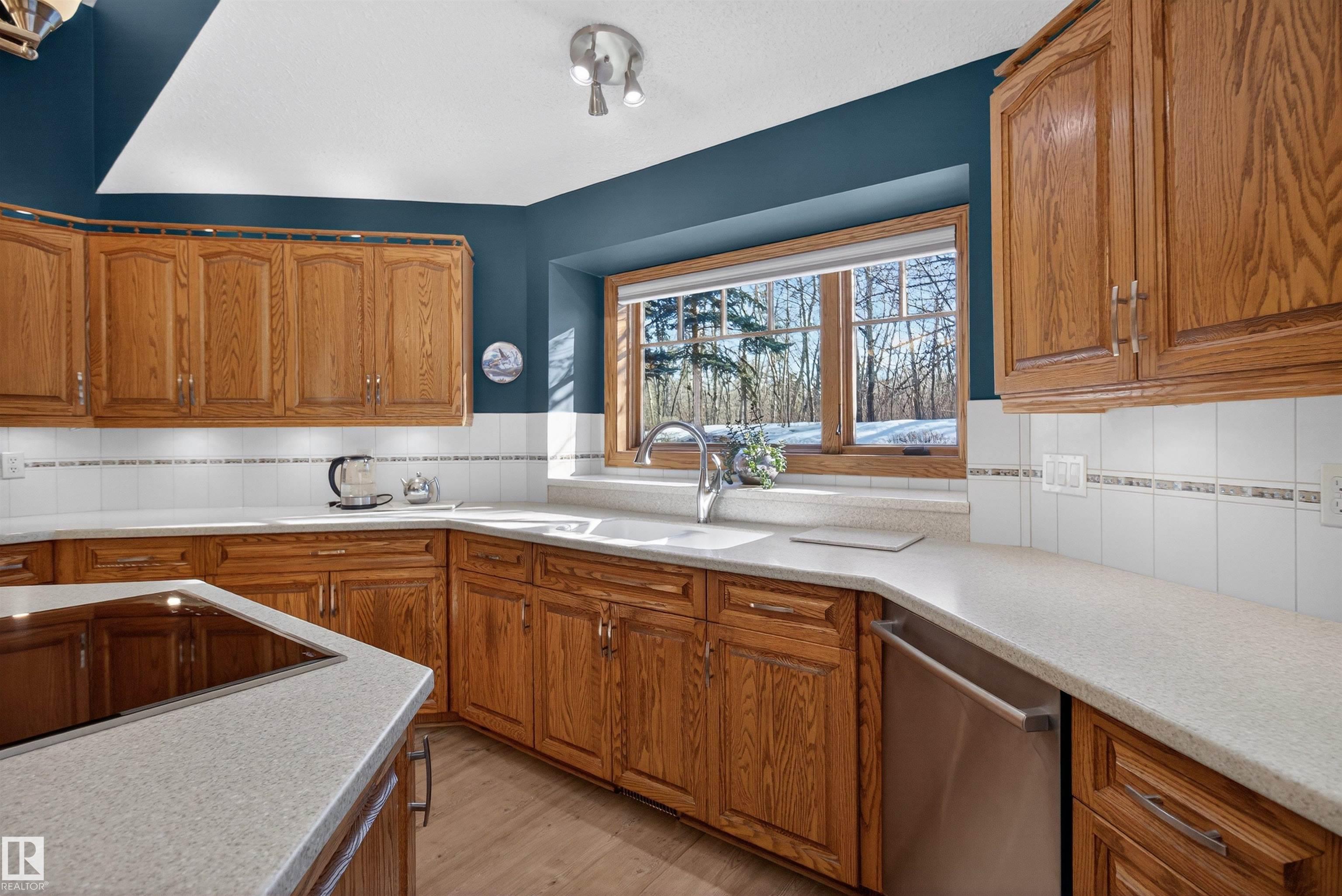 Photo 8 at 337 - 23248 Twp Road 522, South Chrenek Acres, Rural Strathcona County