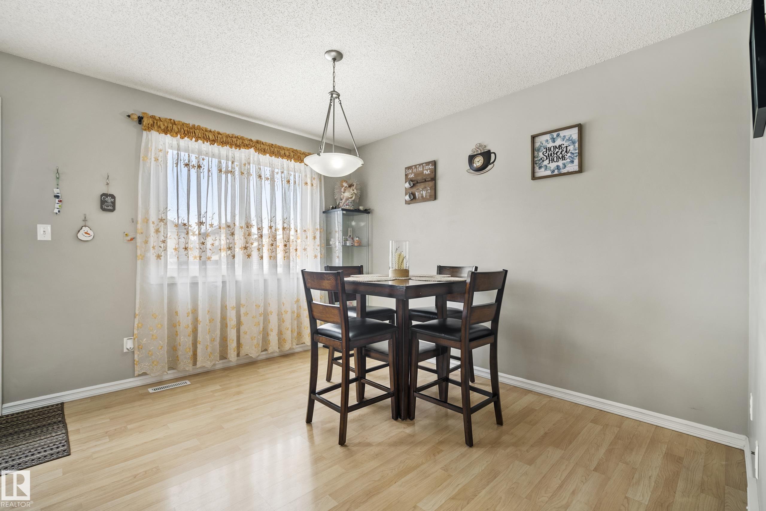 Photo 21 at 21352 90 Avenue NW, Suder Greens, Edmonton