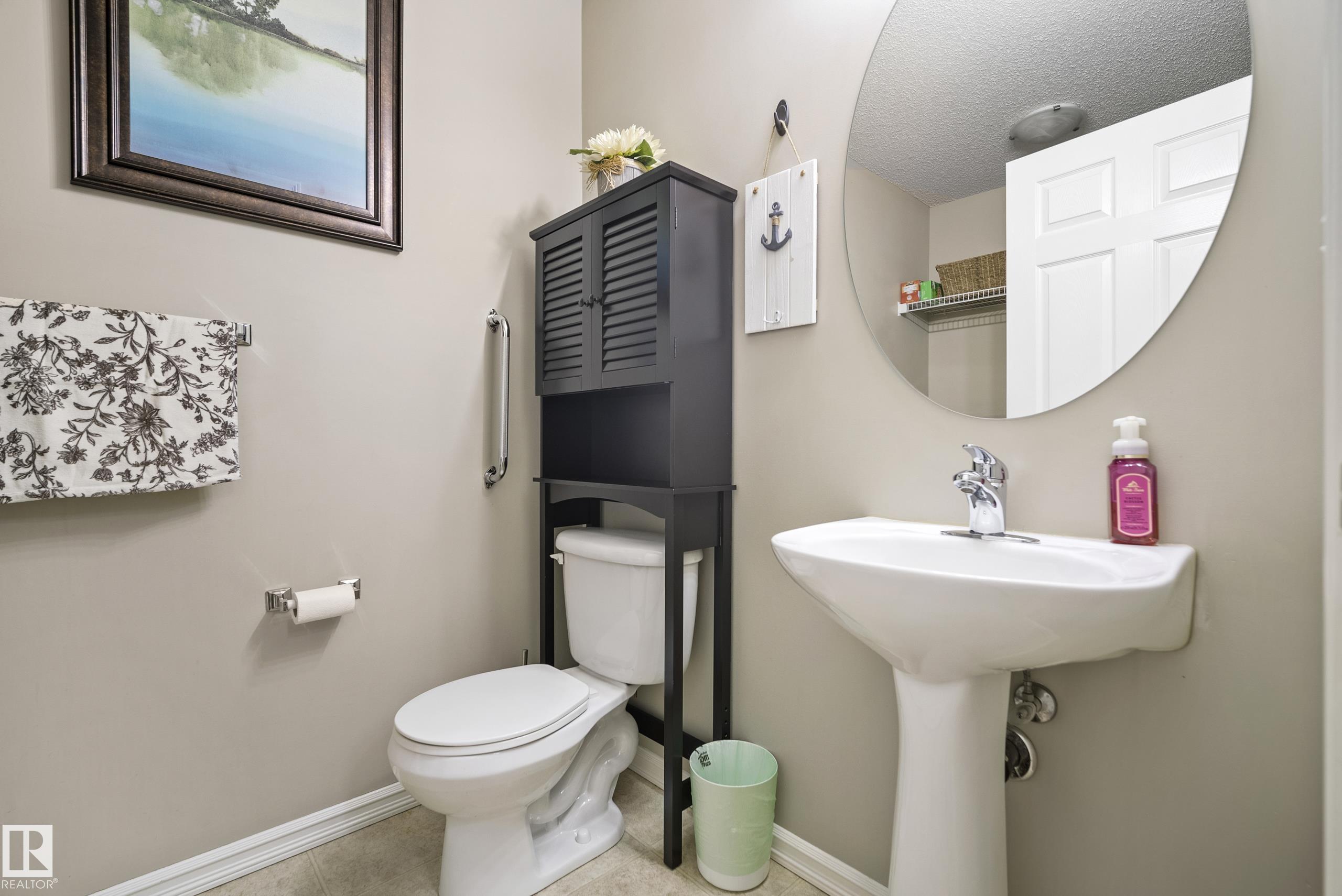 Photo 24 at 21352 90 Avenue NW, Suder Greens, Edmonton