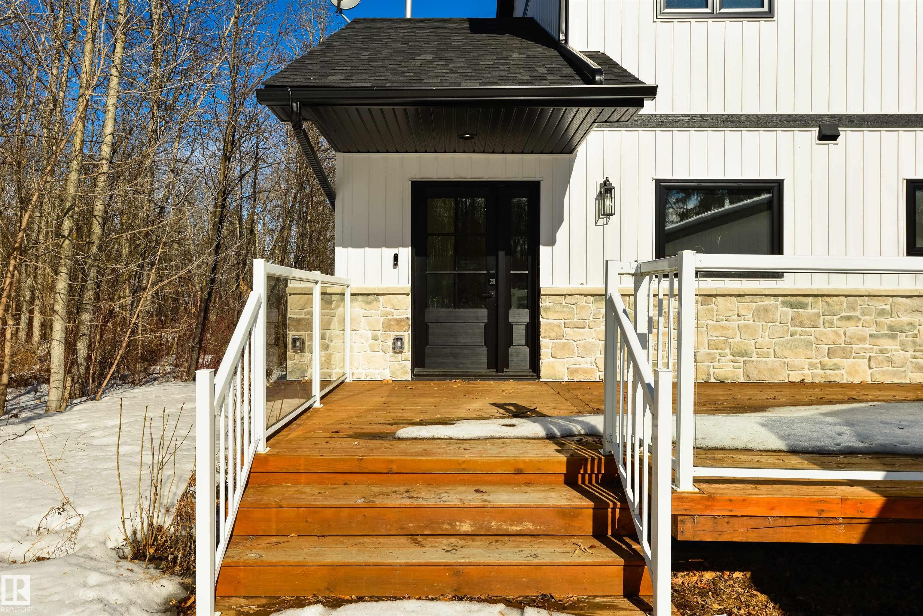 Photo 7 at 9 - 2307 Twp Road 522, Evergreen Bay, Rural Parkland County