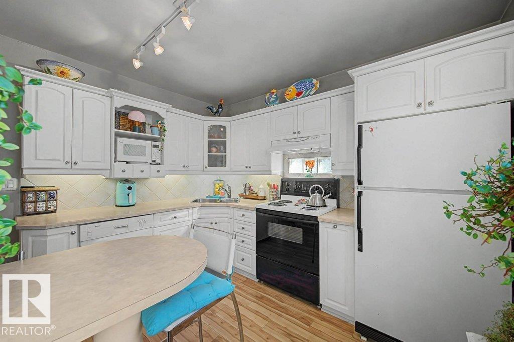 Photo 12 at 9739 85 Avenue NW, Strathcona, Edmonton